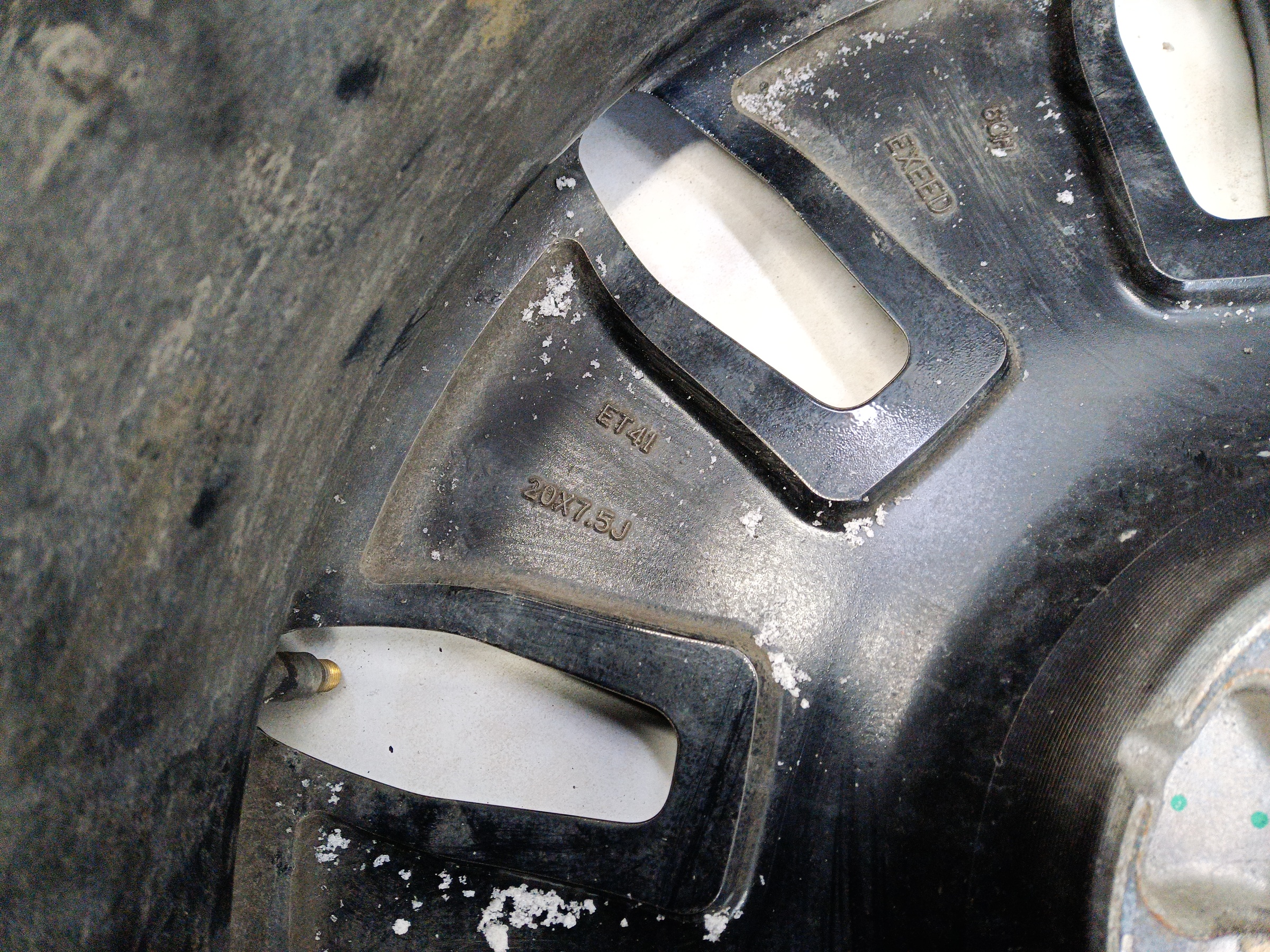 Диск колеса литой Exeed VX R20