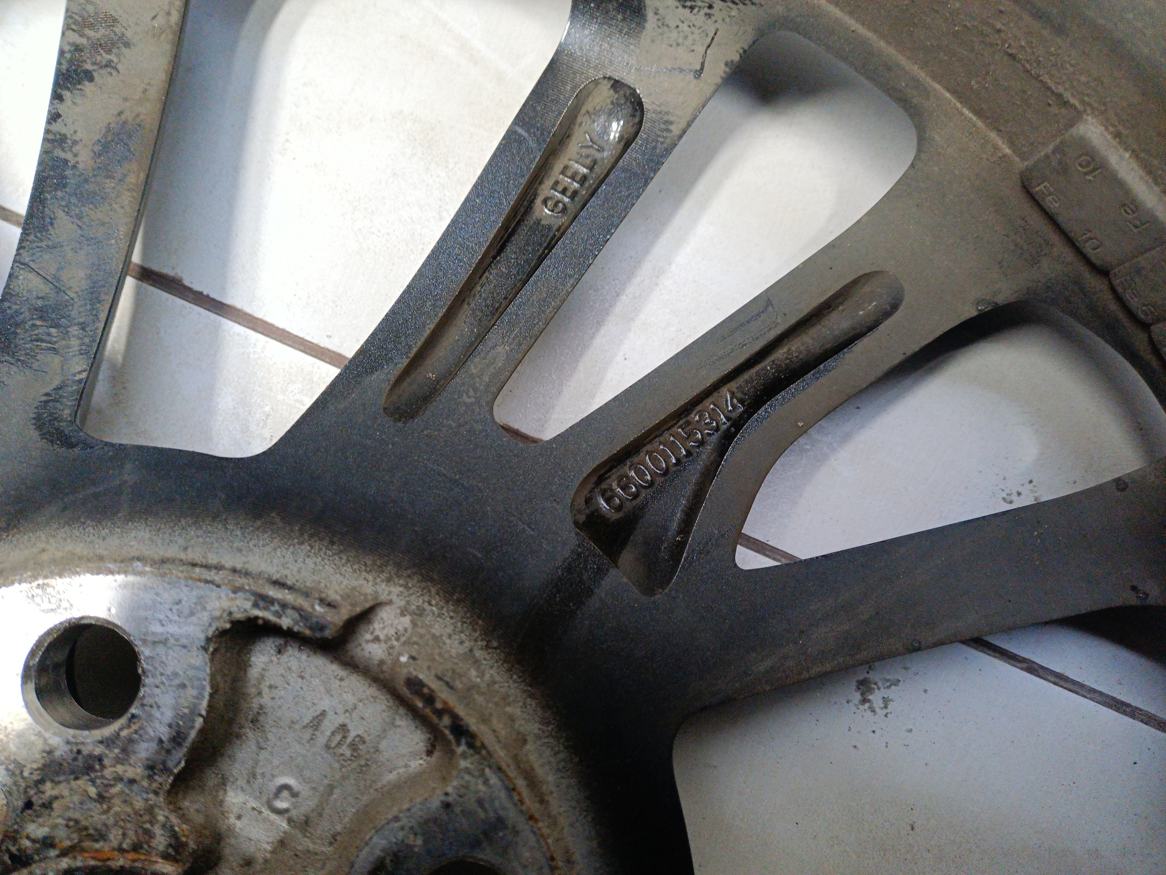 Диск колеса литой Geely Coolray R18