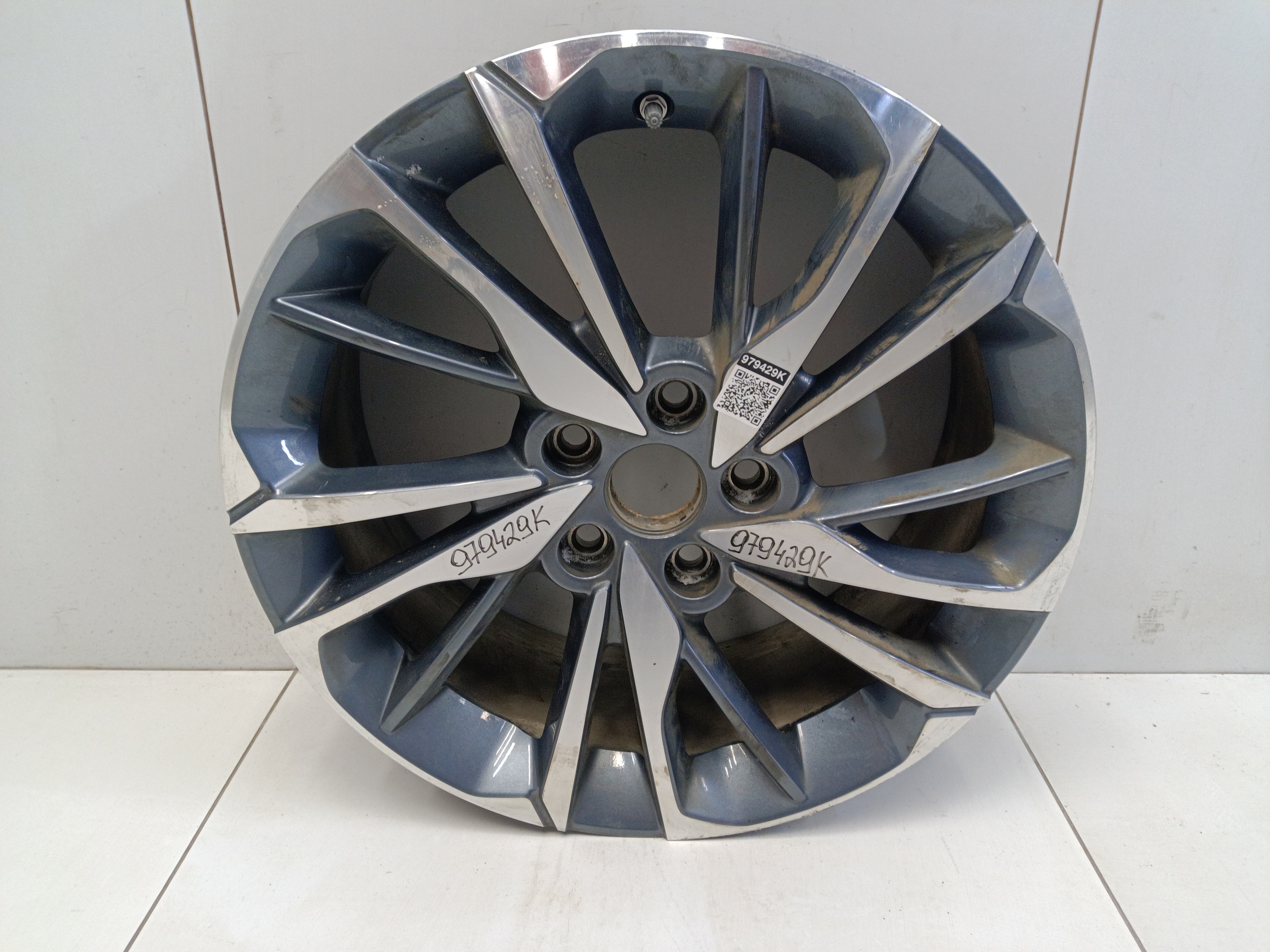 Диск колеса литой Geely Coolray R18