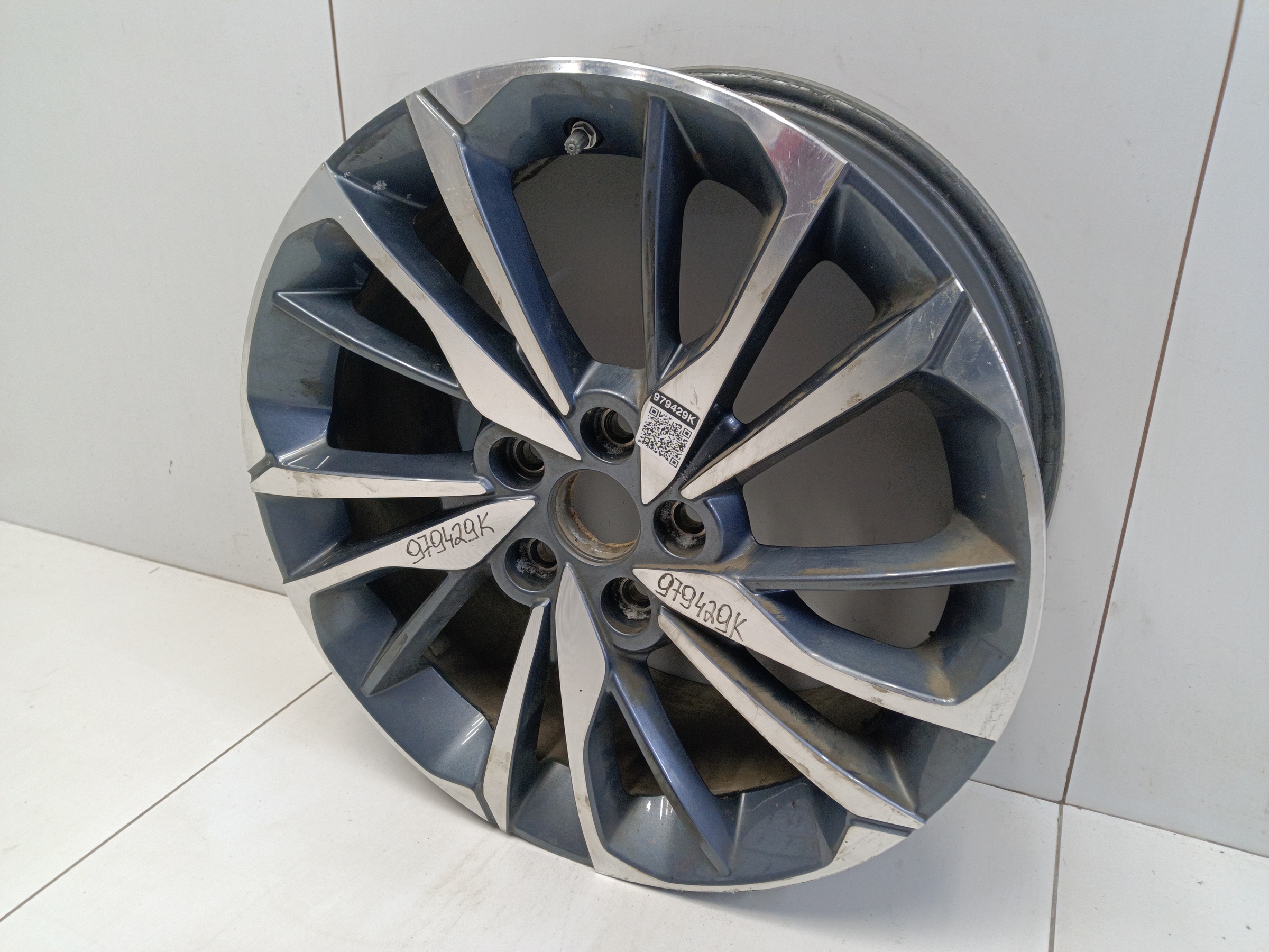 Диск колеса литой Geely Coolray R18