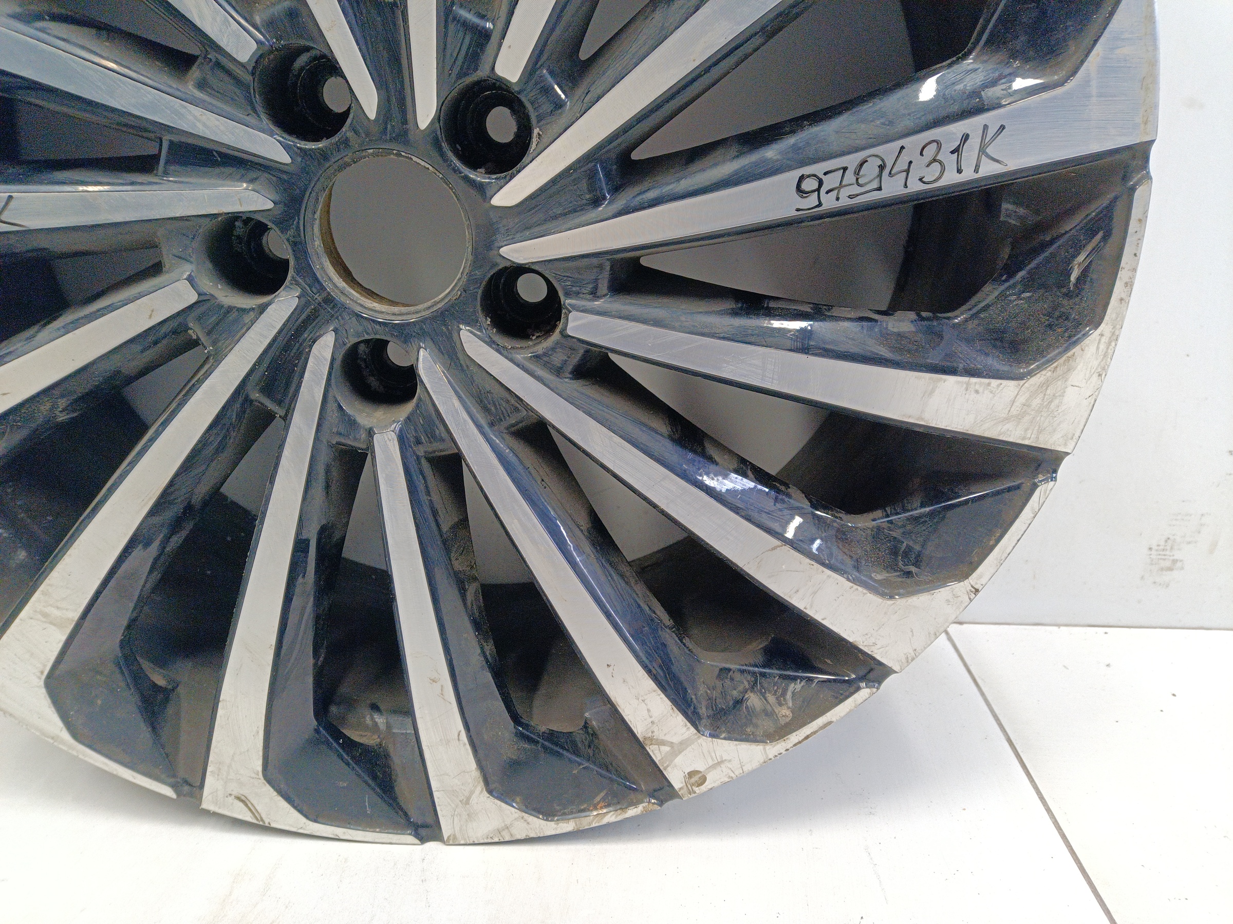 Диск колеса литой Exeed TXL R19