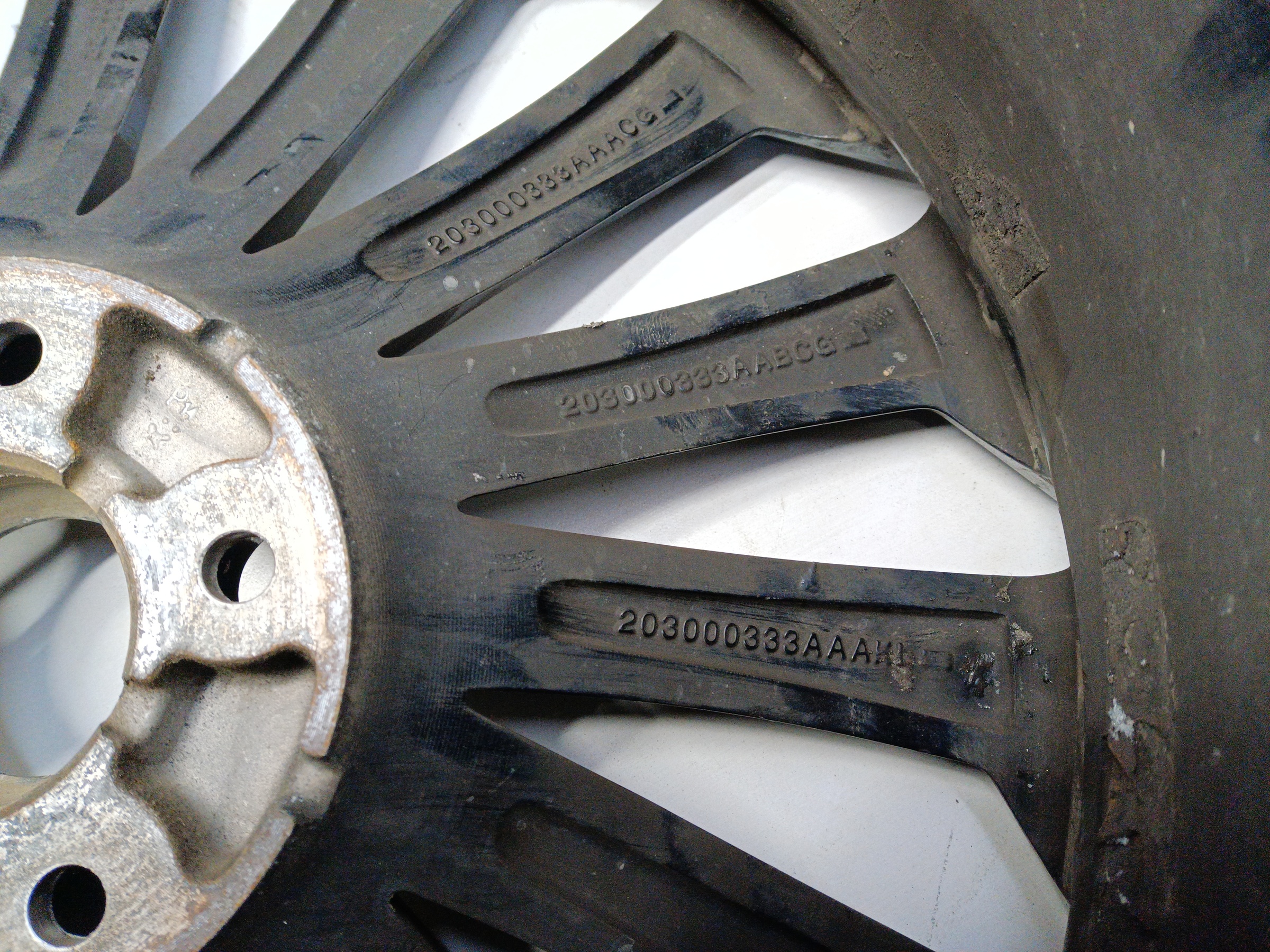 Диск колеса литой Exeed TXL R19