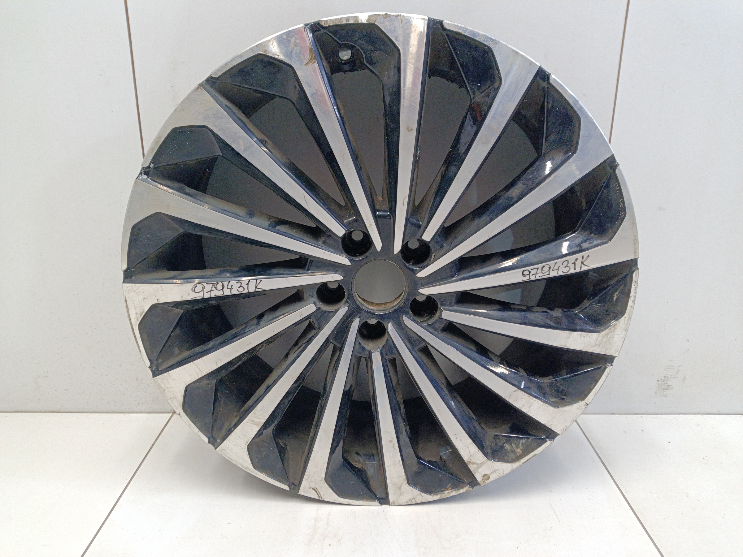 Диск колеса литой Exeed TXL R19