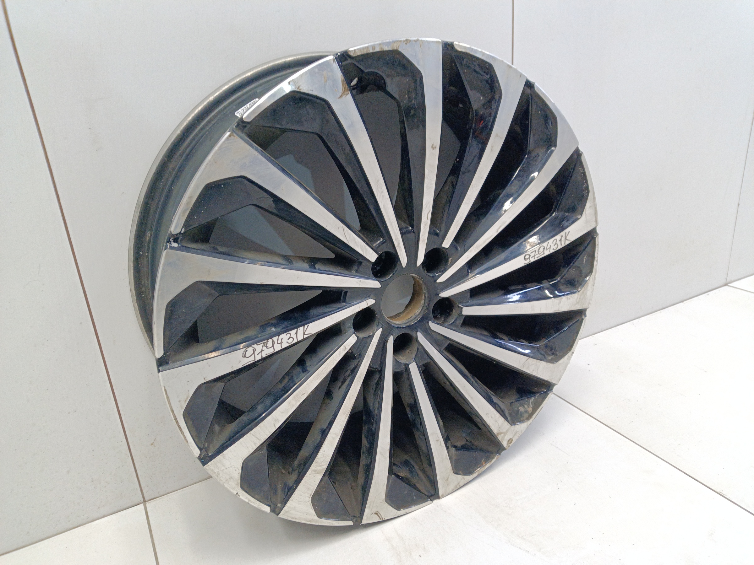 Диск колеса литой Exeed TXL R19