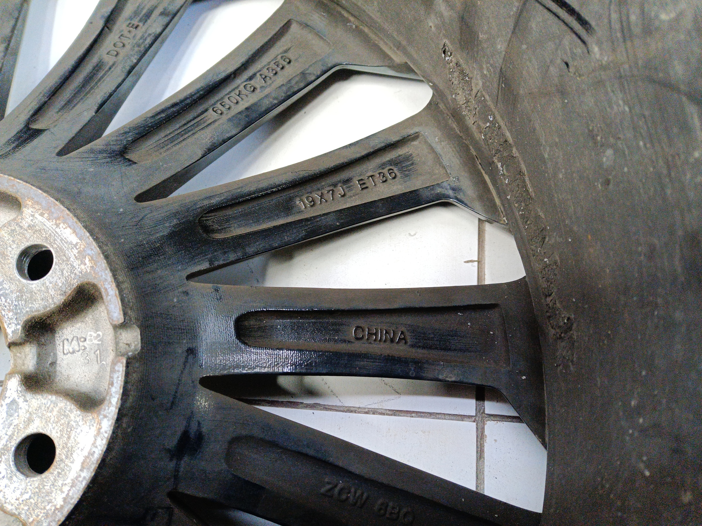 Диск колеса литой Exeed TXL R19