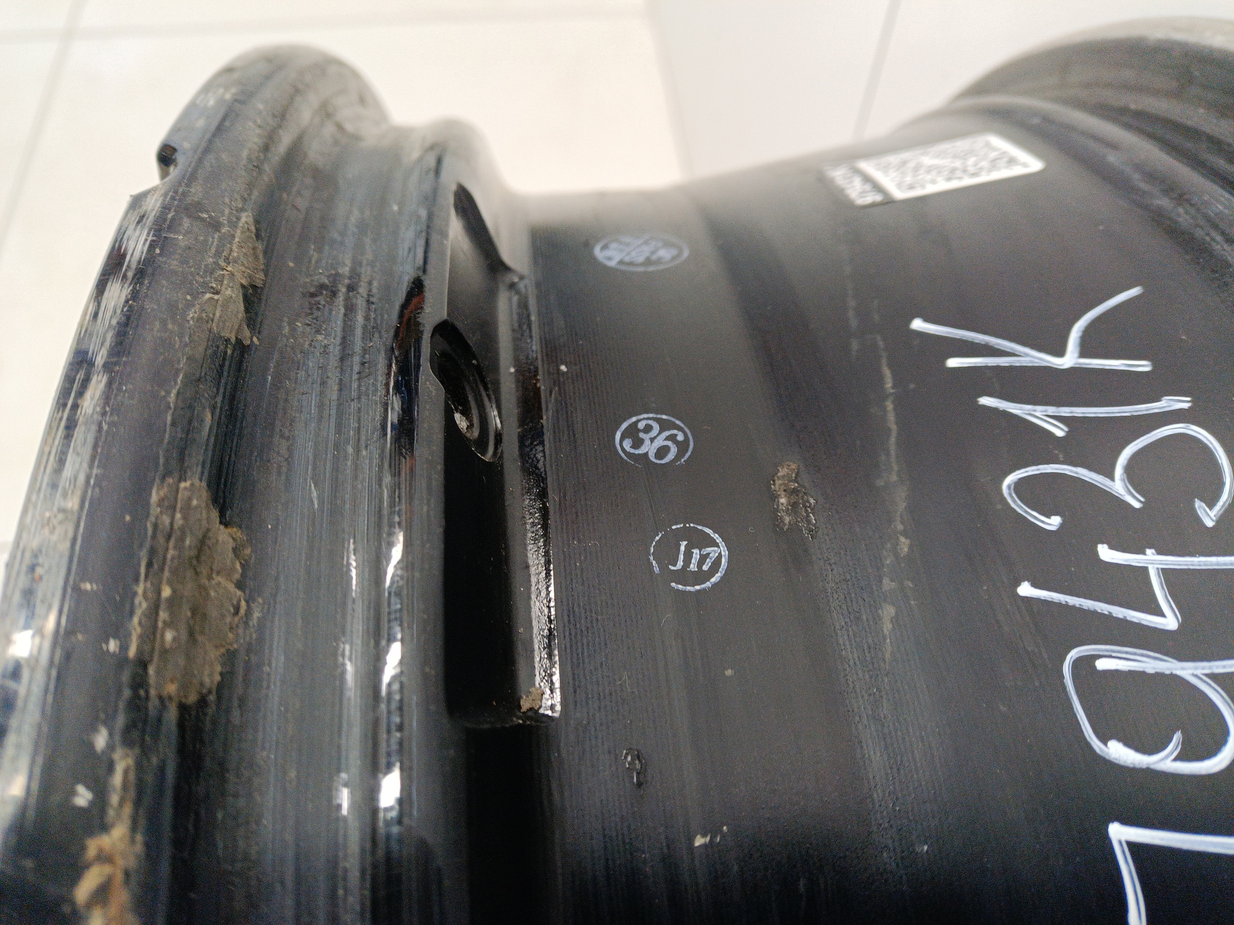 Диск колеса литой Exeed TXL R19