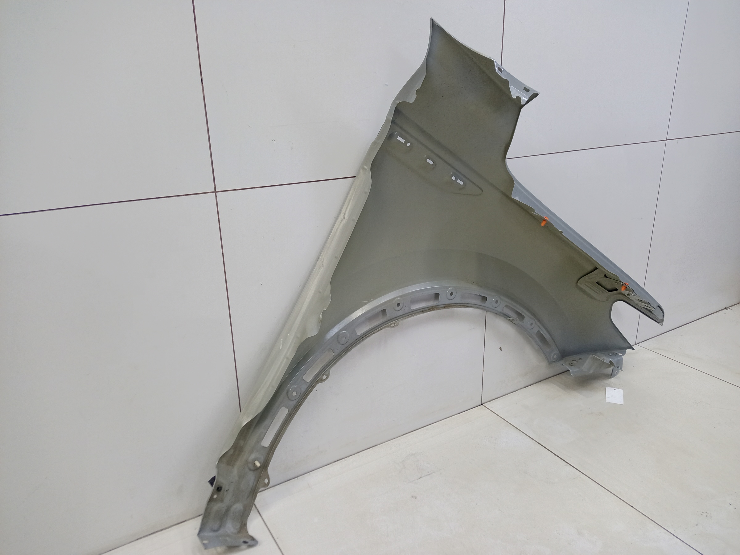 Крыло переднее левое Exeed RX