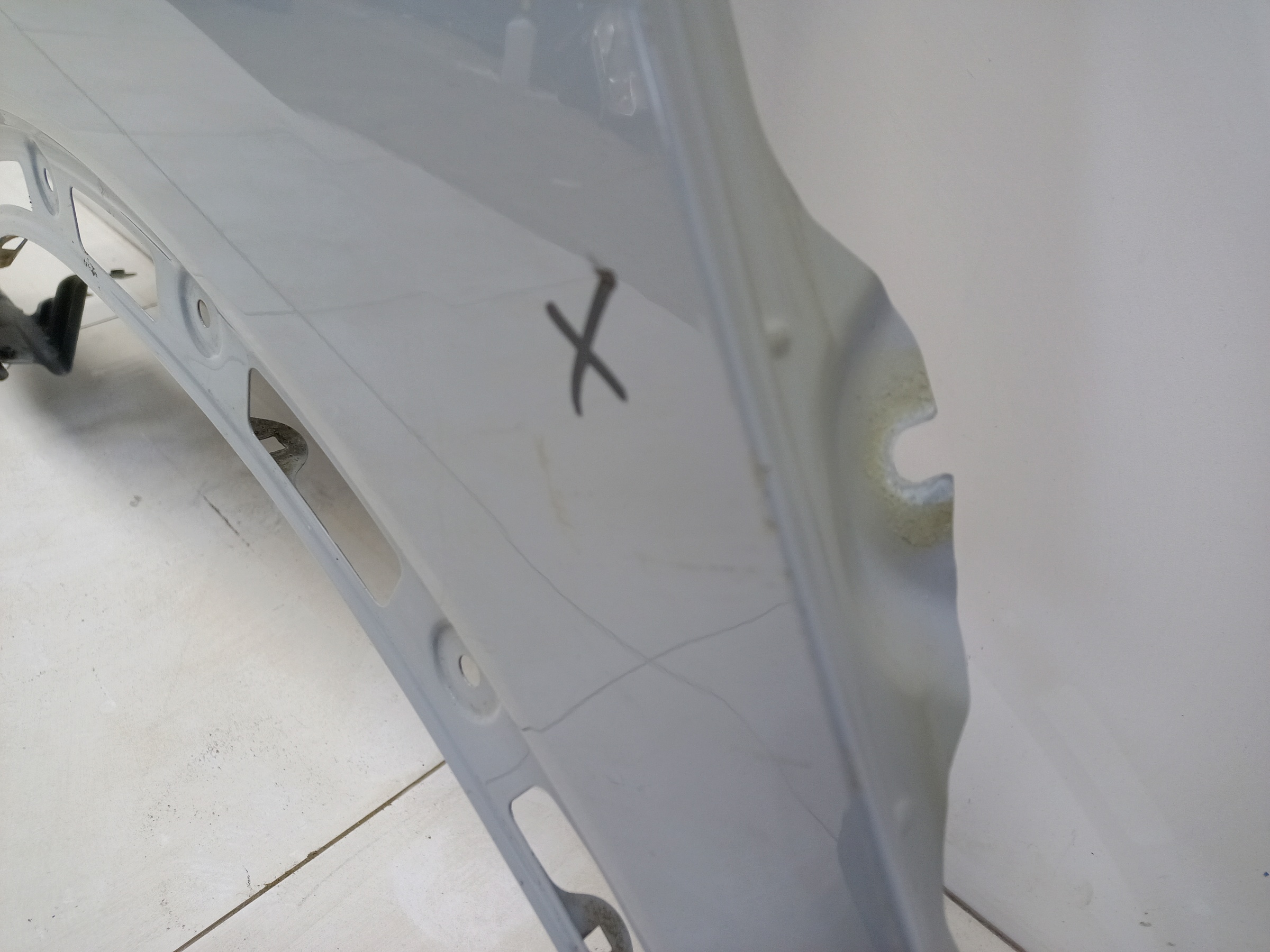 Крыло переднее левое Exeed RX