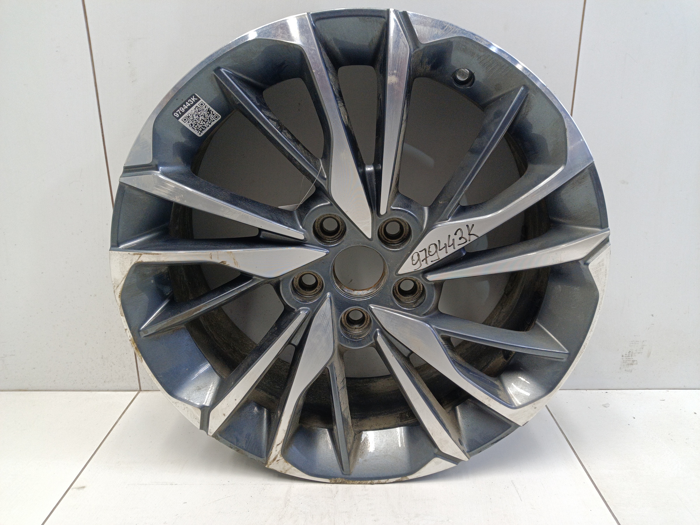 Диск колеса литой Geely Coolray R18