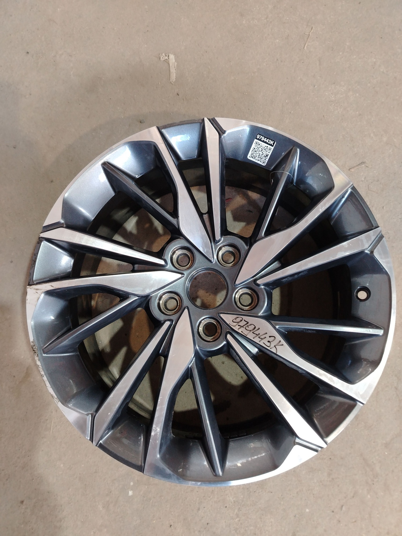 Диск колеса литой Geely Coolray R18