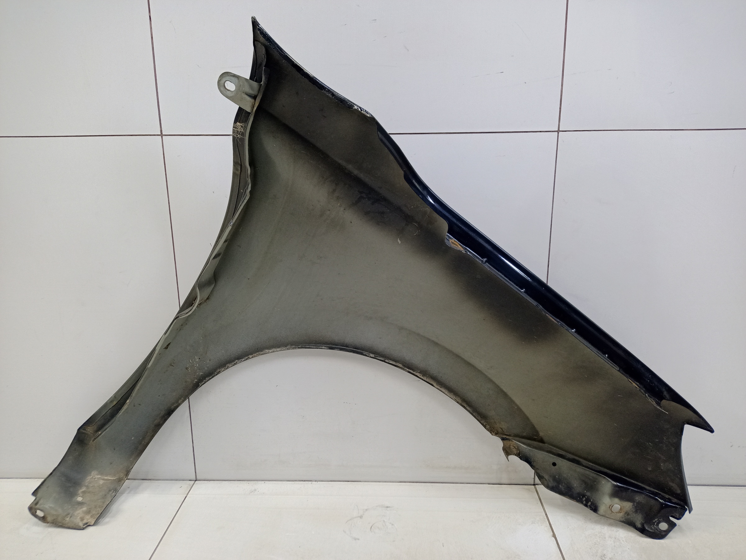 Крыло переднее левое Lada Granta 1 Restail без повторителя