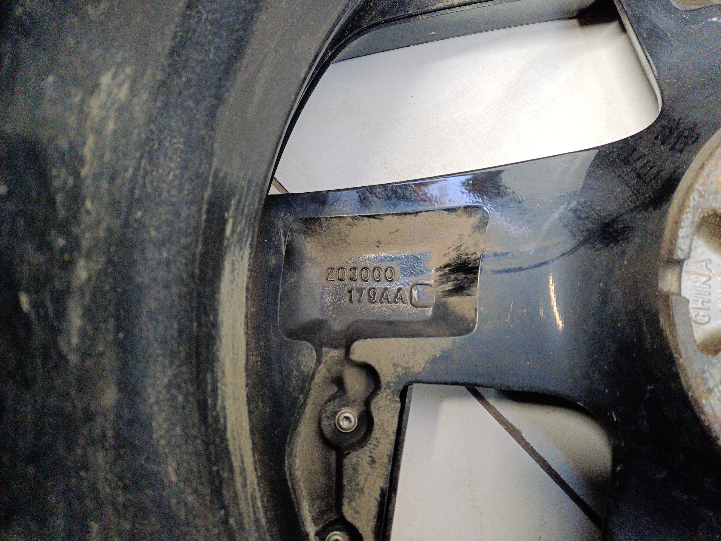 Диск колеса литой Omoda C5 R18 черный