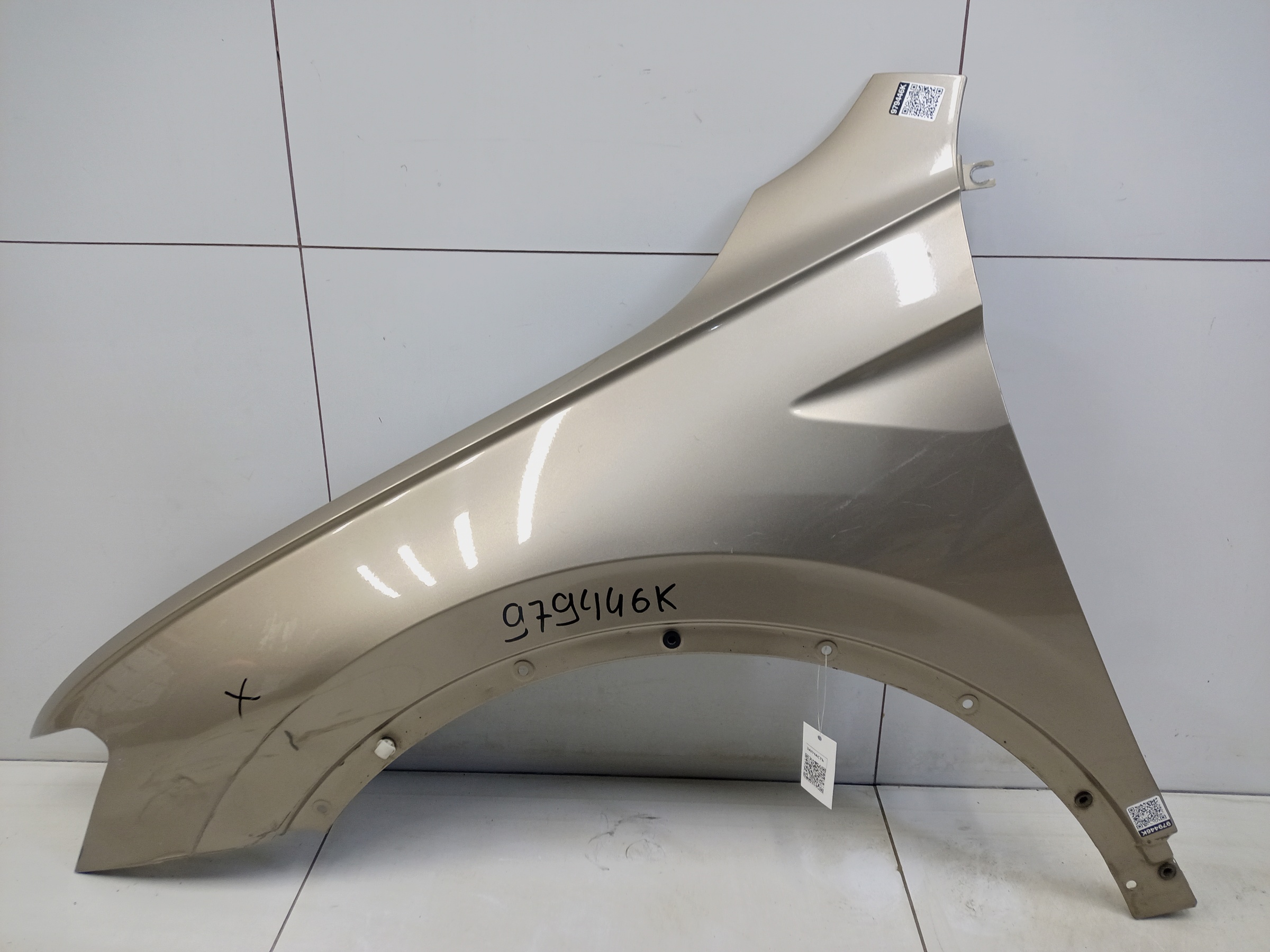 Крыло переднее левое Volkswagen Tiguan 2