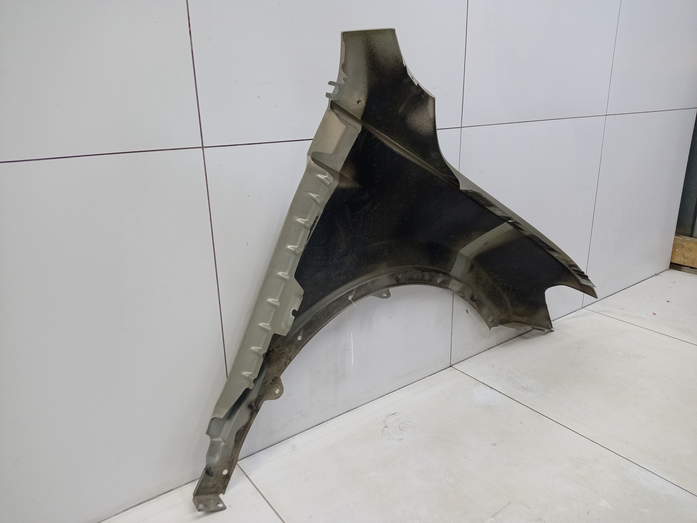 Крыло переднее левое Volkswagen Tiguan 2