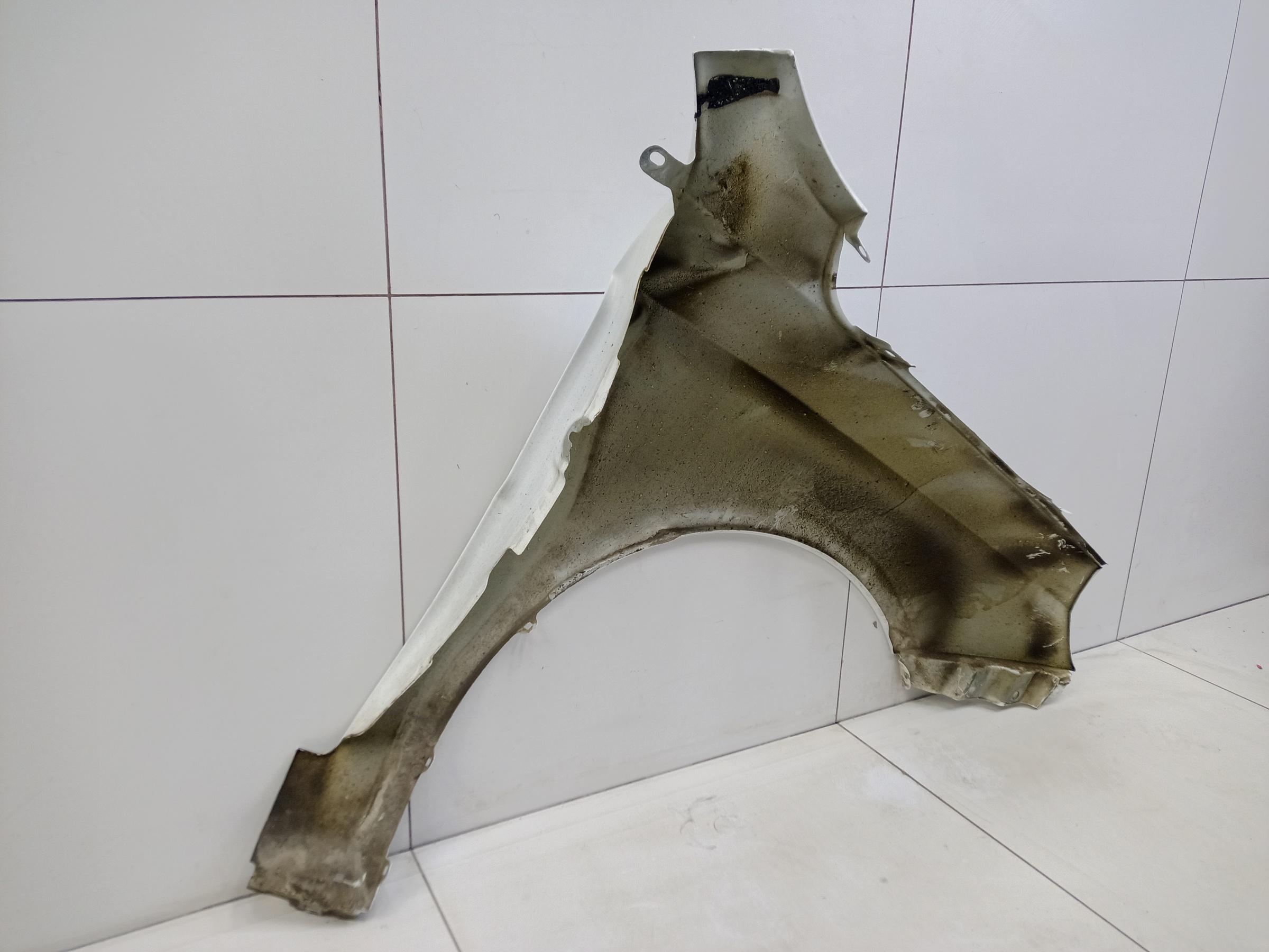 Крыло переднее левое Lada Vesta