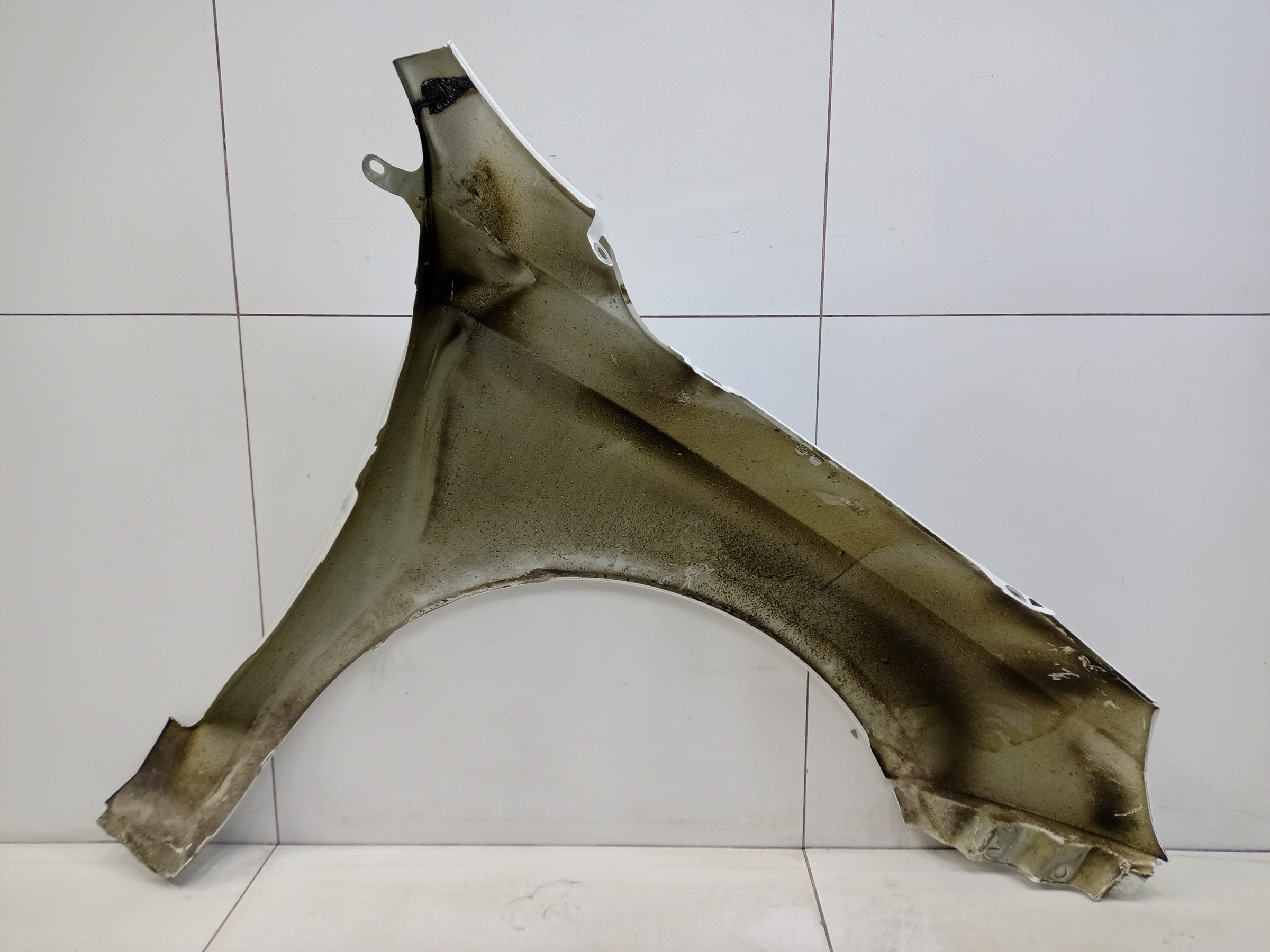 Крыло переднее левое Lada Vesta