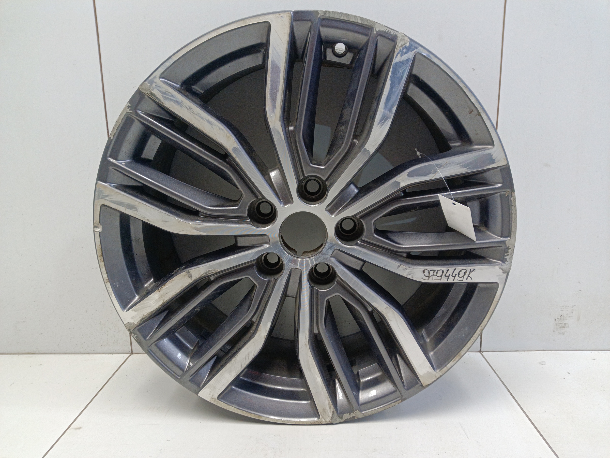 Диск колеса литой Geely Atlas Pro R18