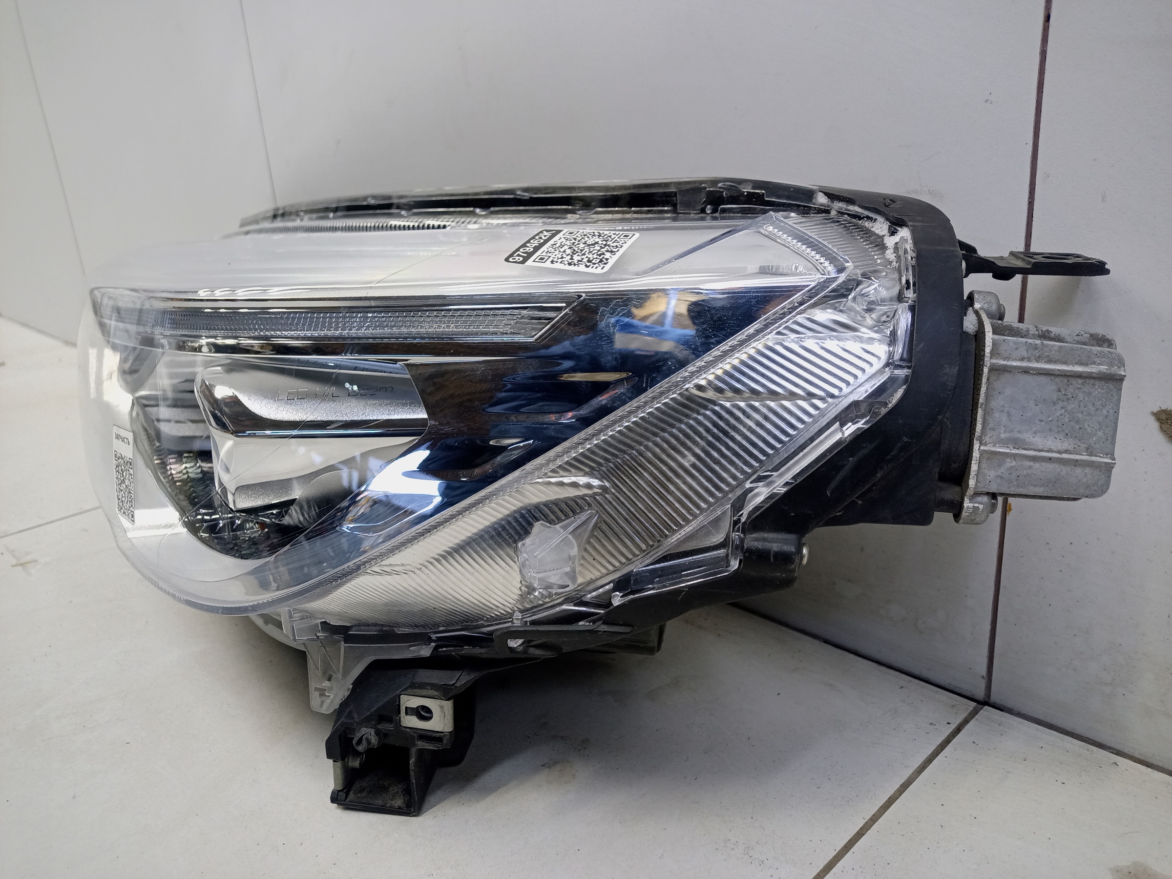 Фара передняя левая Haval M6 2 LED