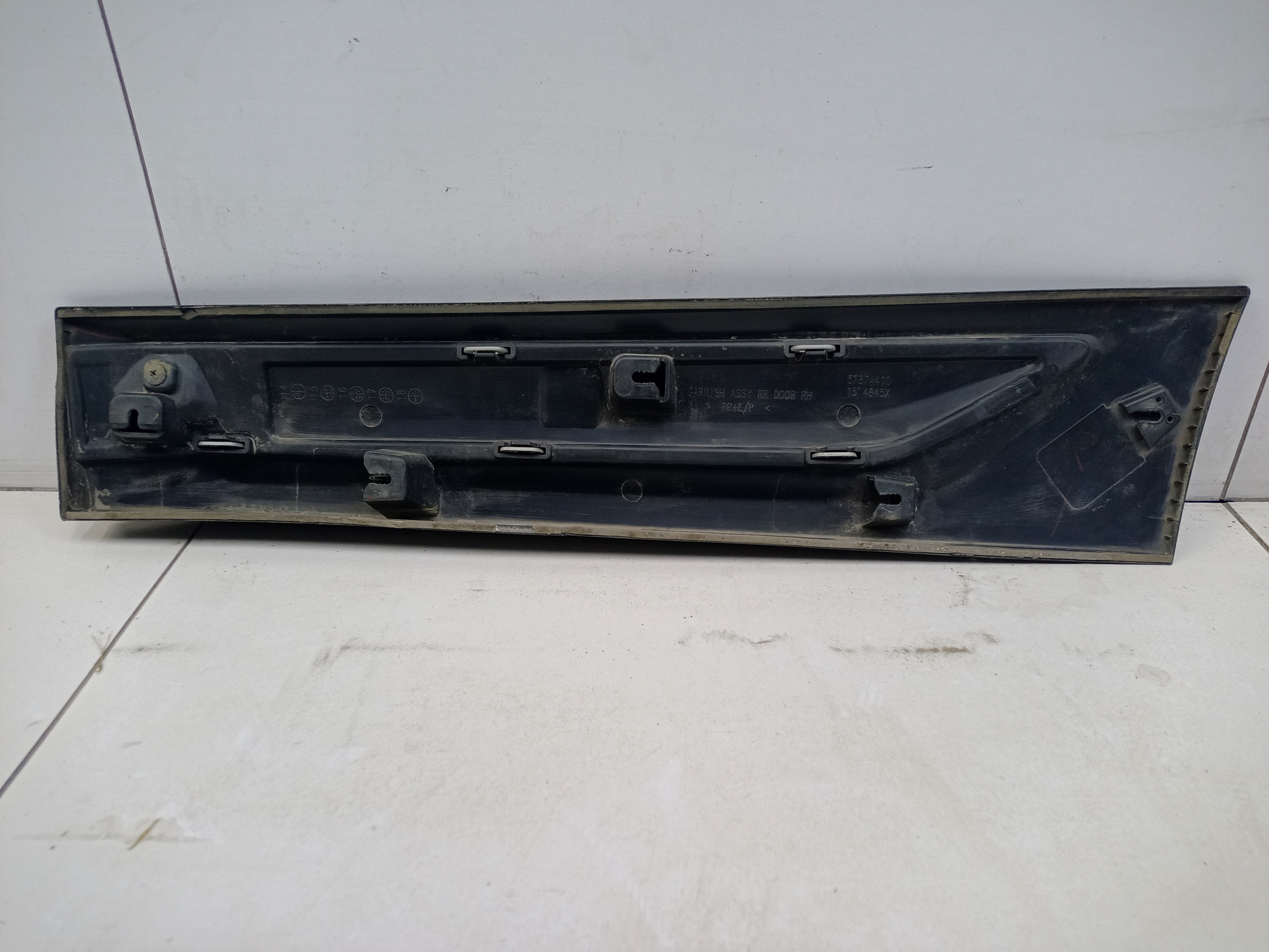 Накладка двери задней правой Mitsubishi Outlander 3 Restail 2