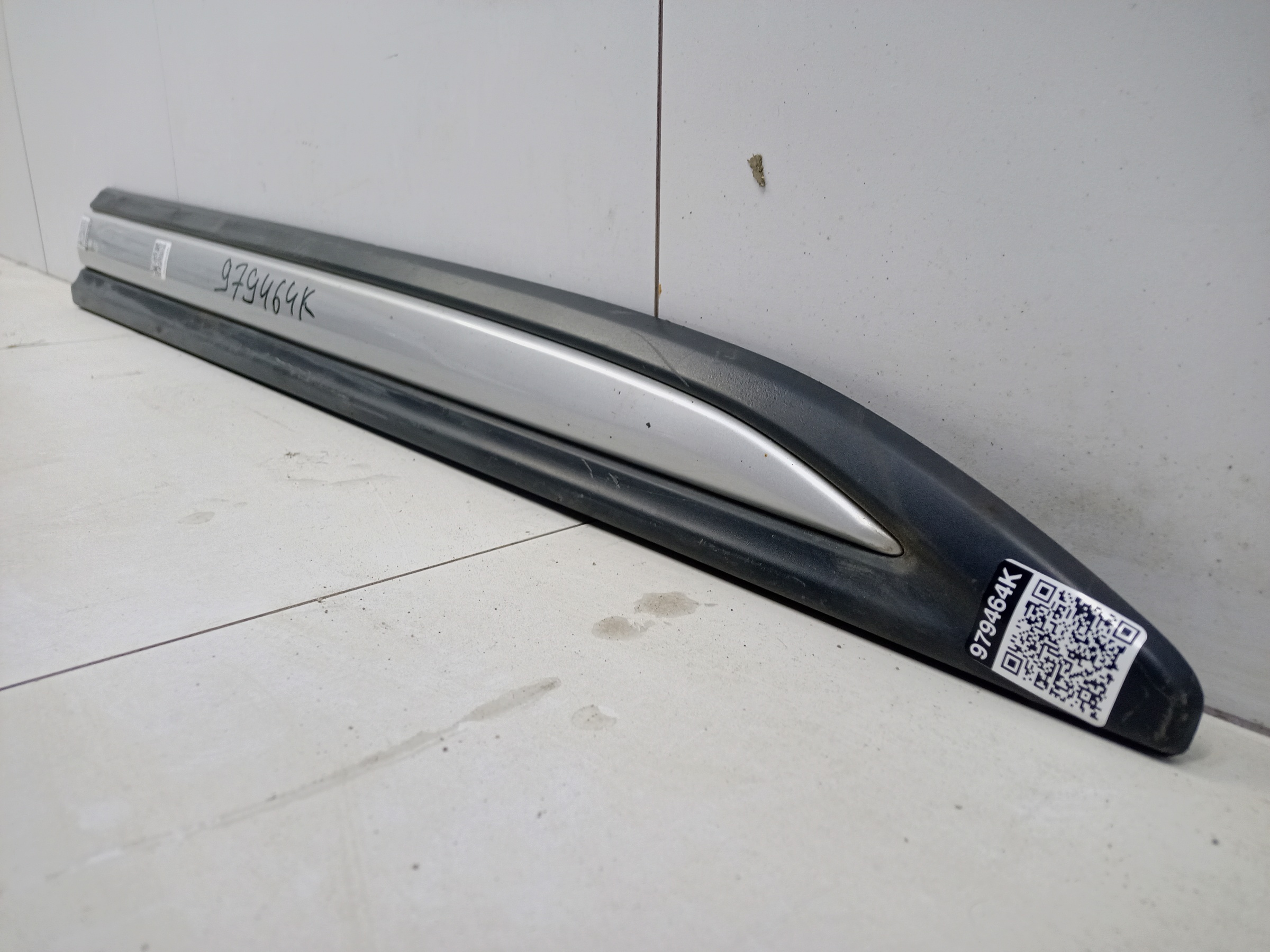 Накладка двери передней правой Mitsubishi Outlander 3 Restail 2