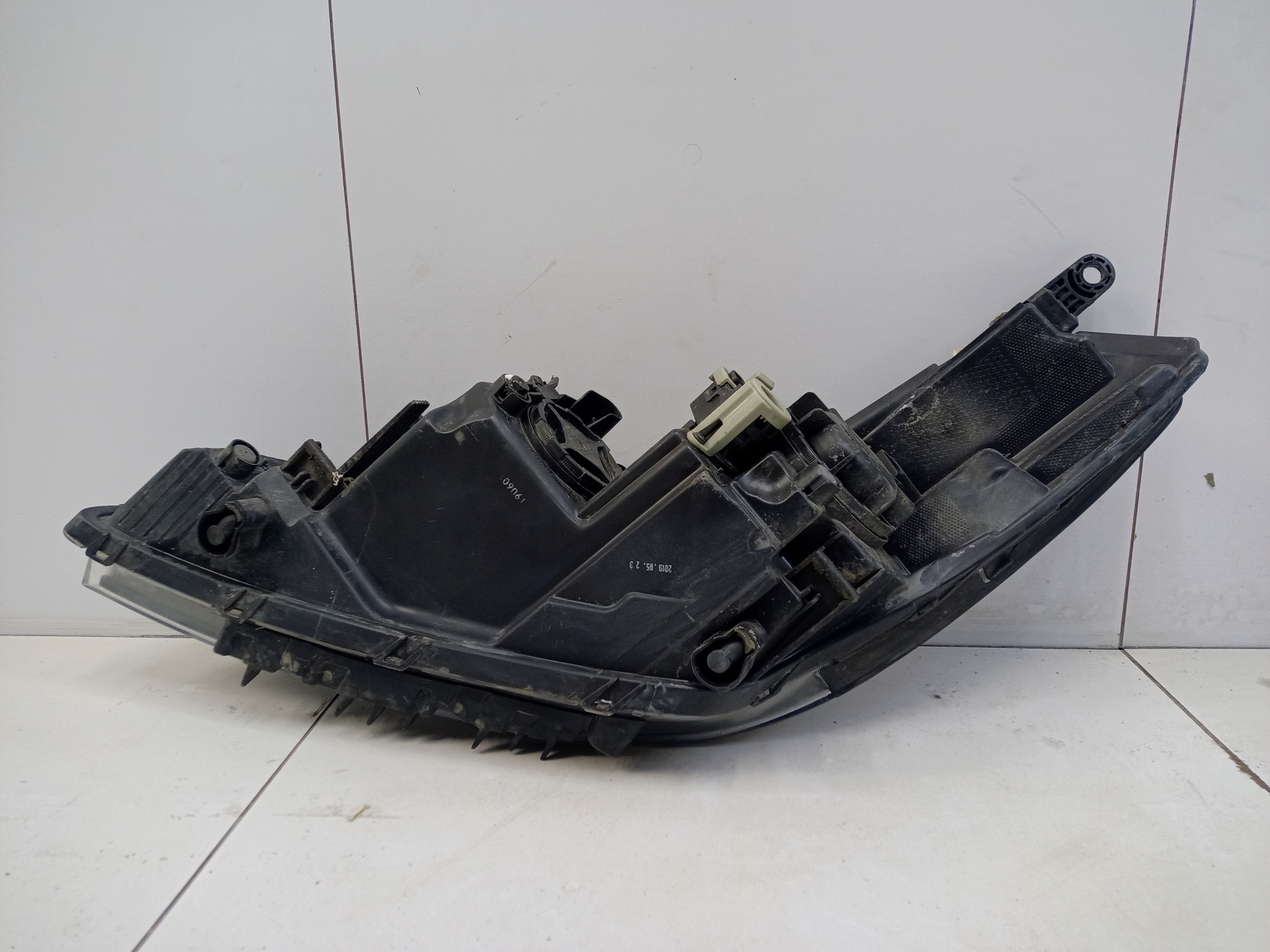 Фара передняя правая Kia Cerato 3 Restail галоген линза