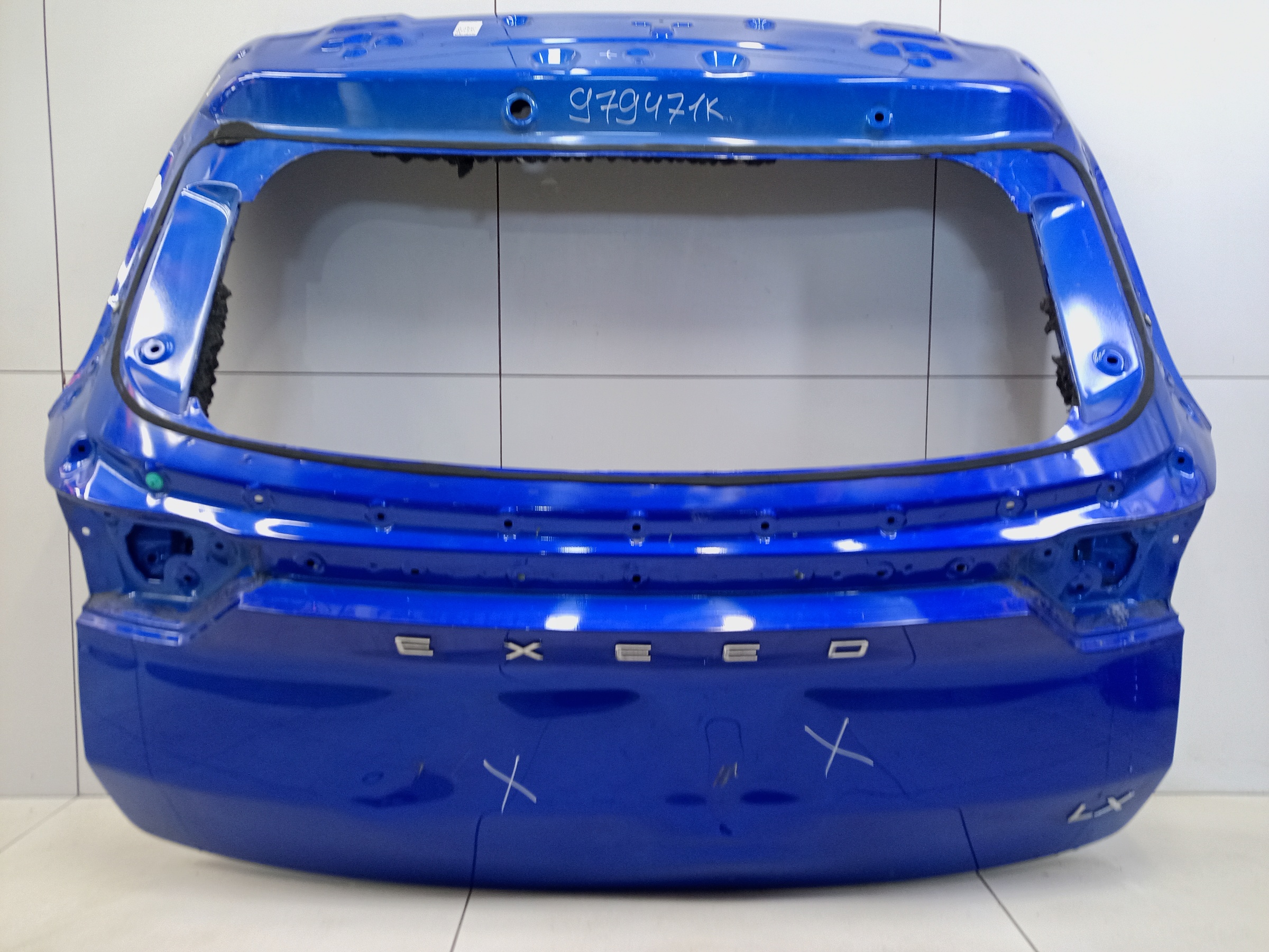 Крышка багажника Exeed LX