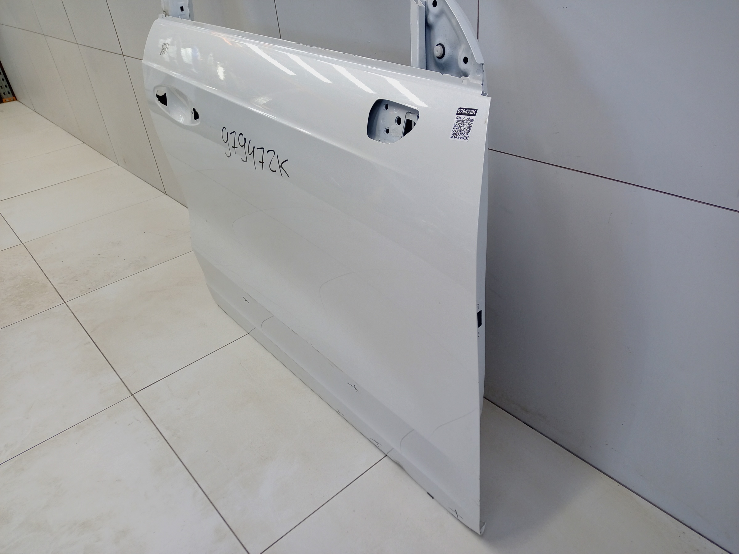 Дверь передняя правая Haval Jolion без молдинга