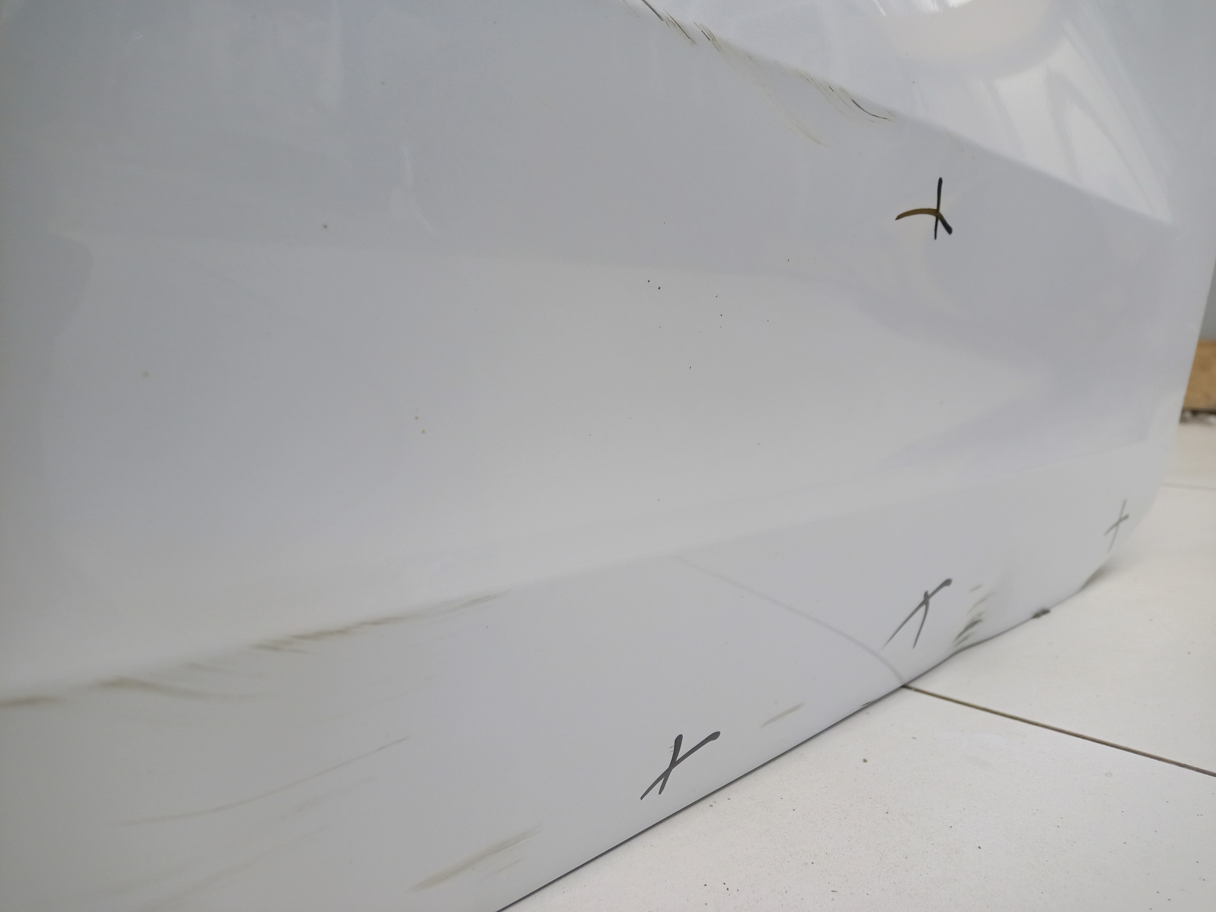 Дверь передняя правая Haval Jolion без молдинга