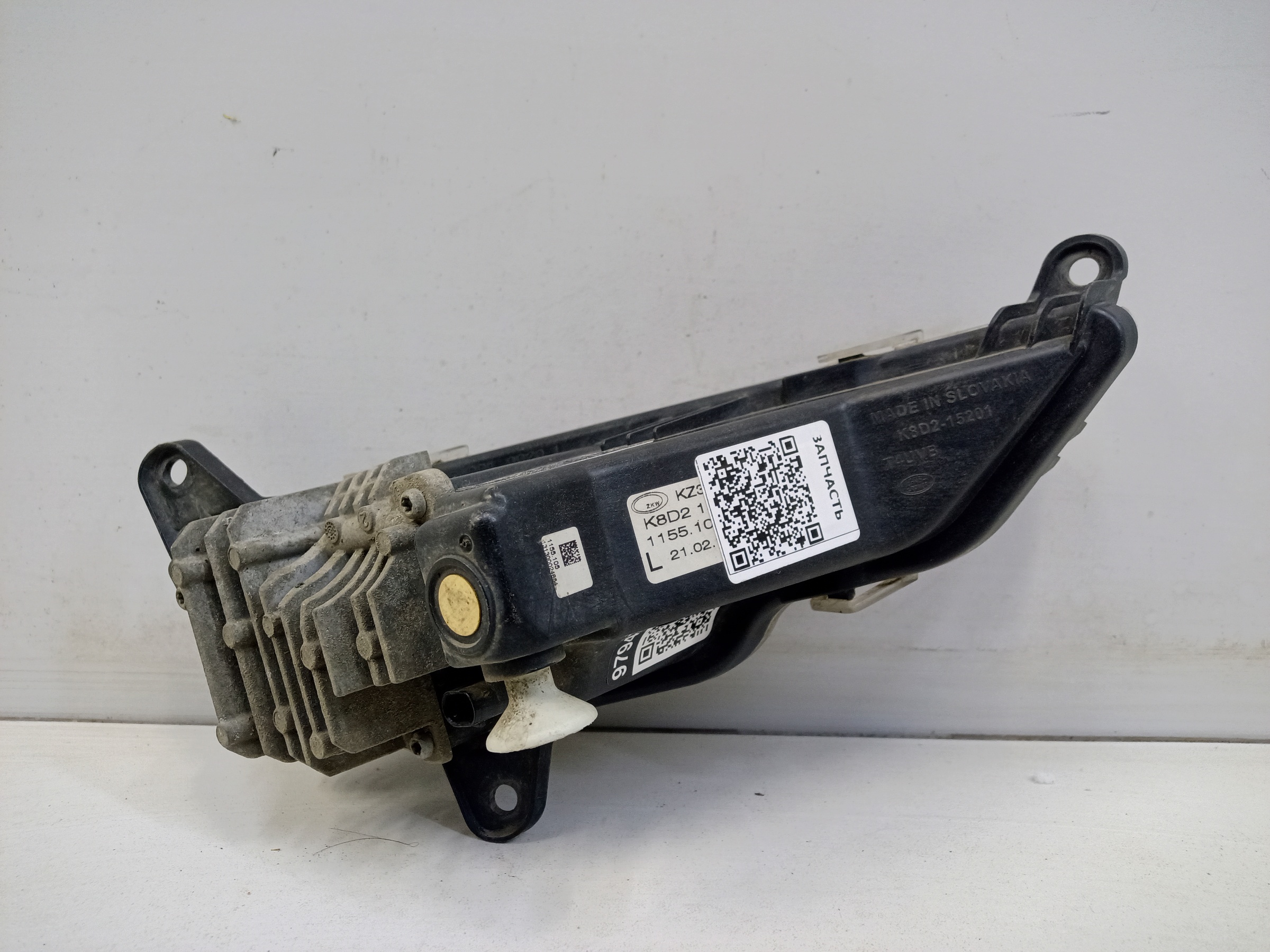 Фара ПТФ передняя левая Land Rover Range Rover Evoque 2 LED