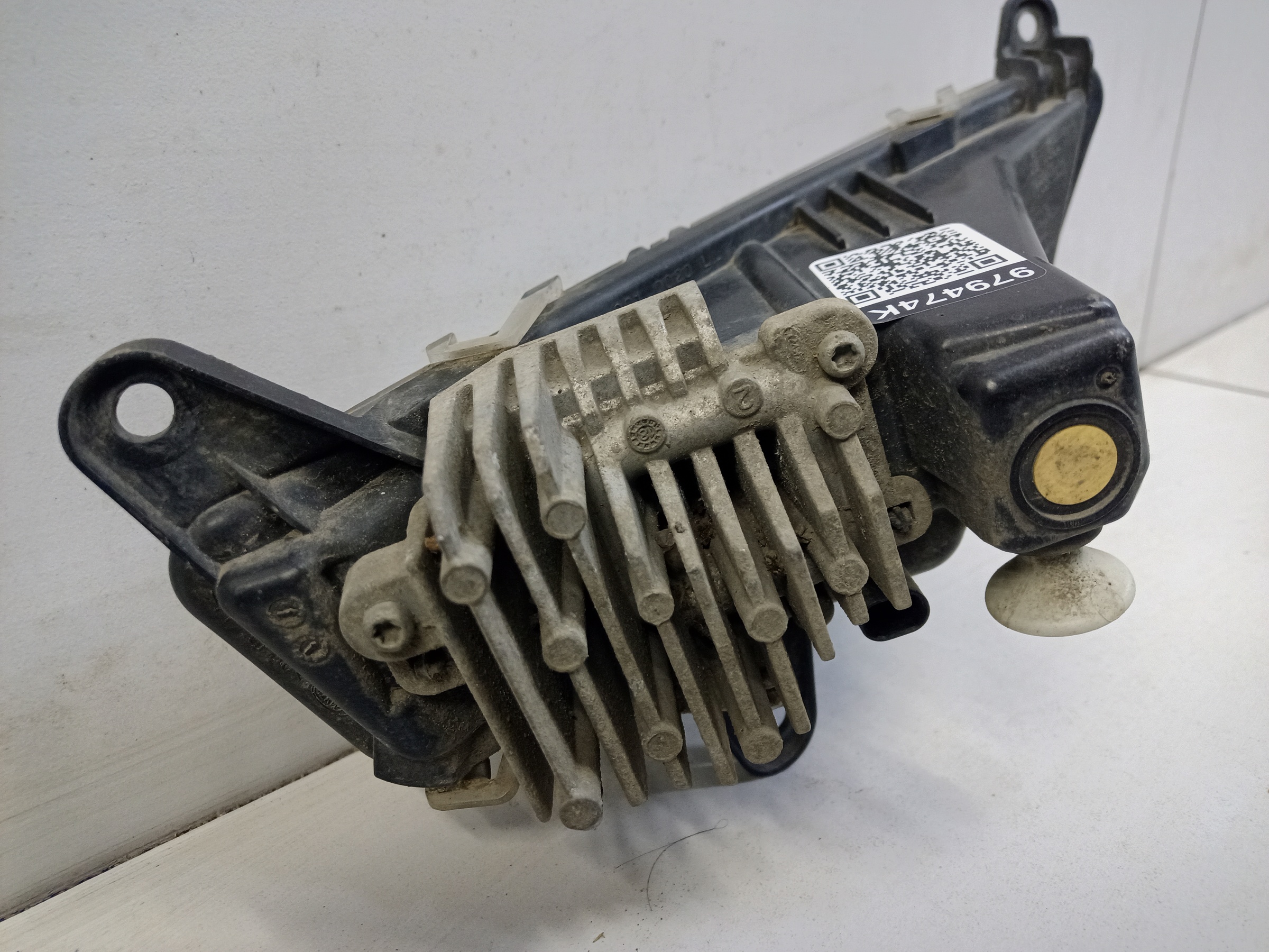 Фара ПТФ передняя левая Land Rover Range Rover Evoque 2 LED