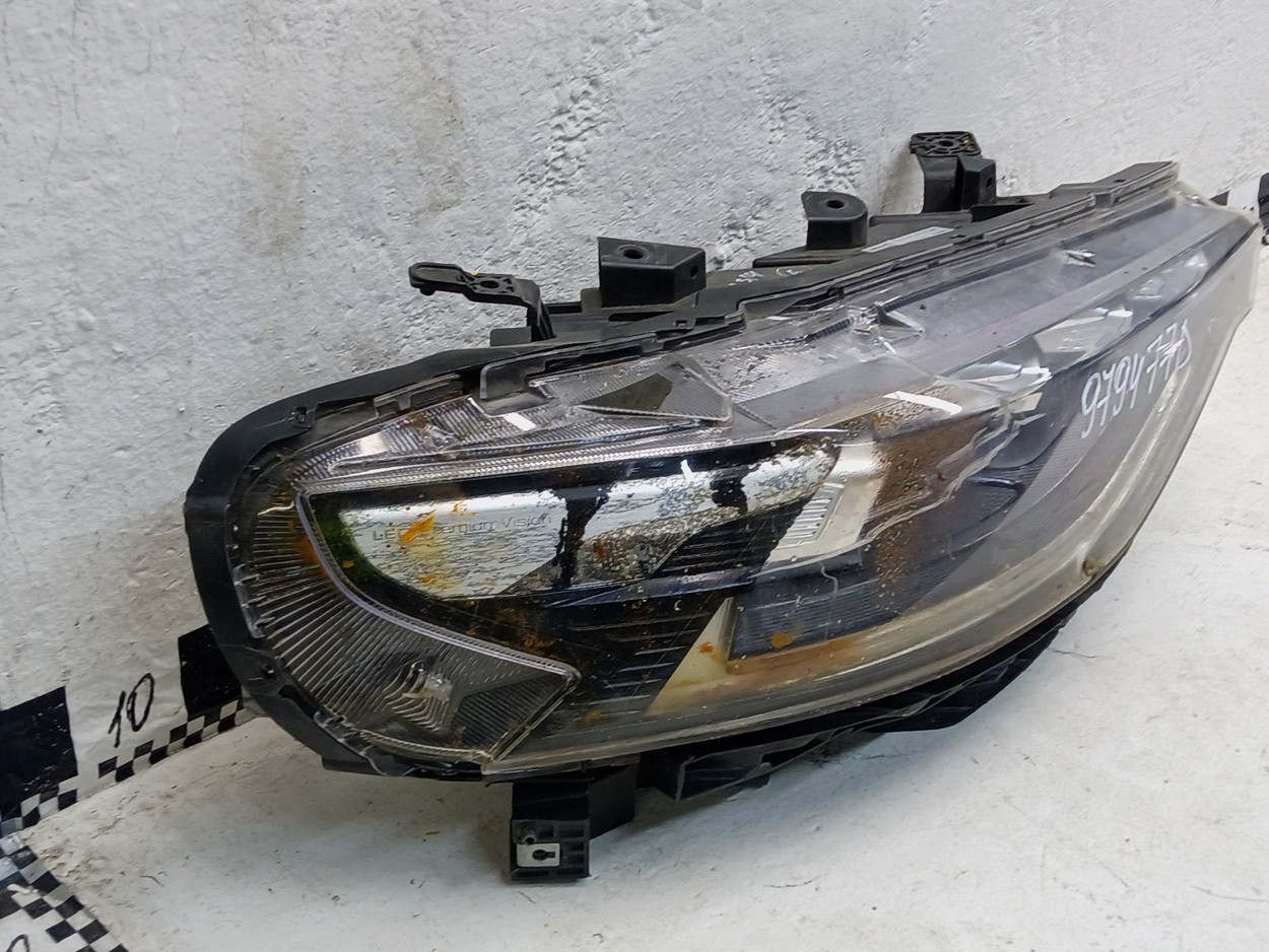 Фара передняя правая Haval F7 LED