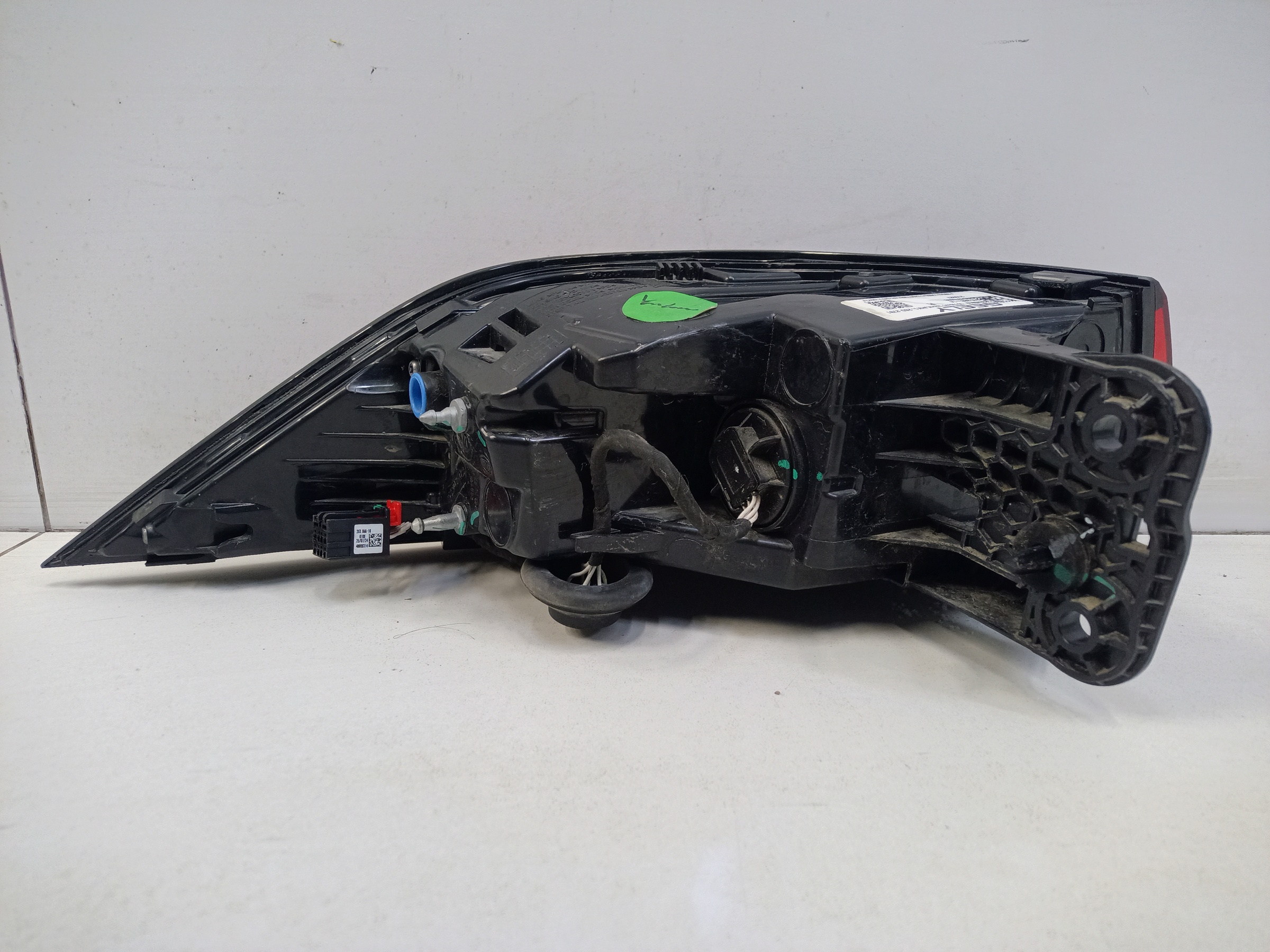 Фонарь задний правый наружный Geely Monjaro