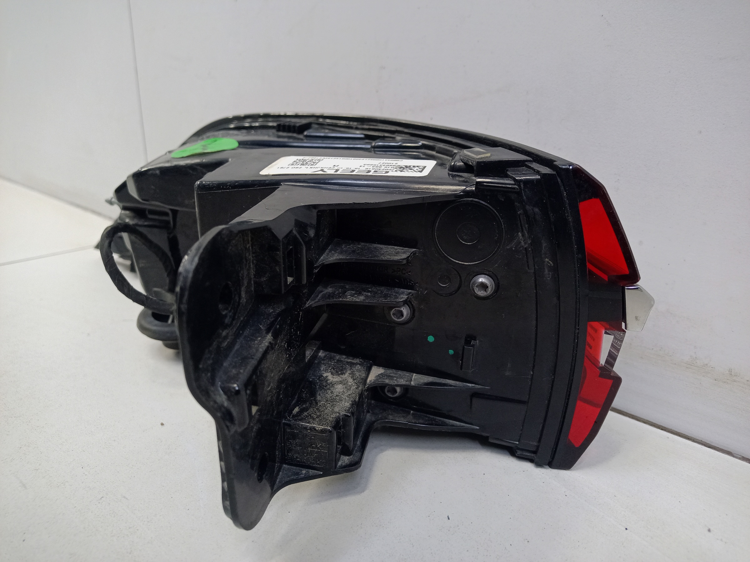 Фонарь задний правый наружный Geely Monjaro