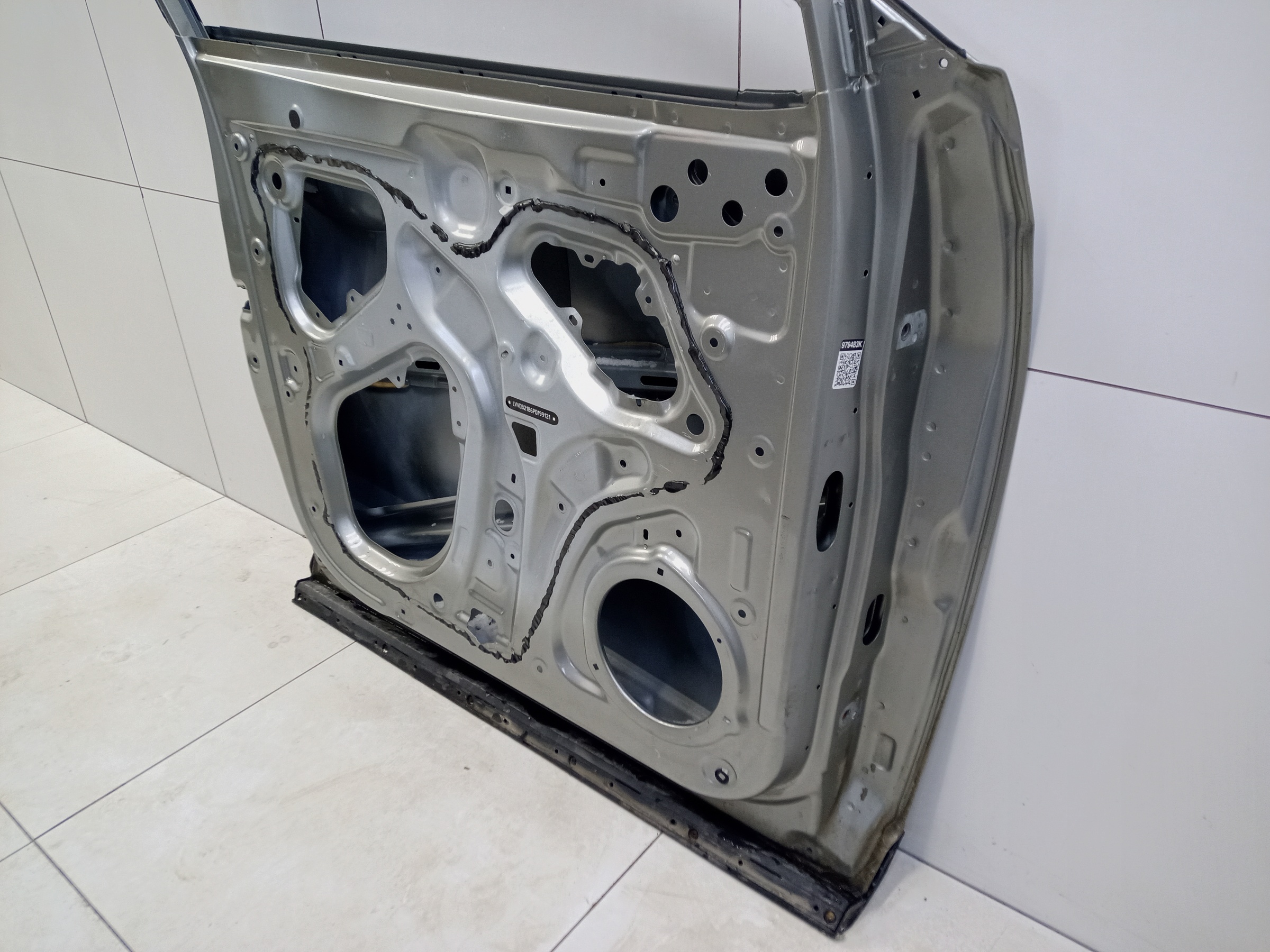 Дверь передняя левая Omoda C5