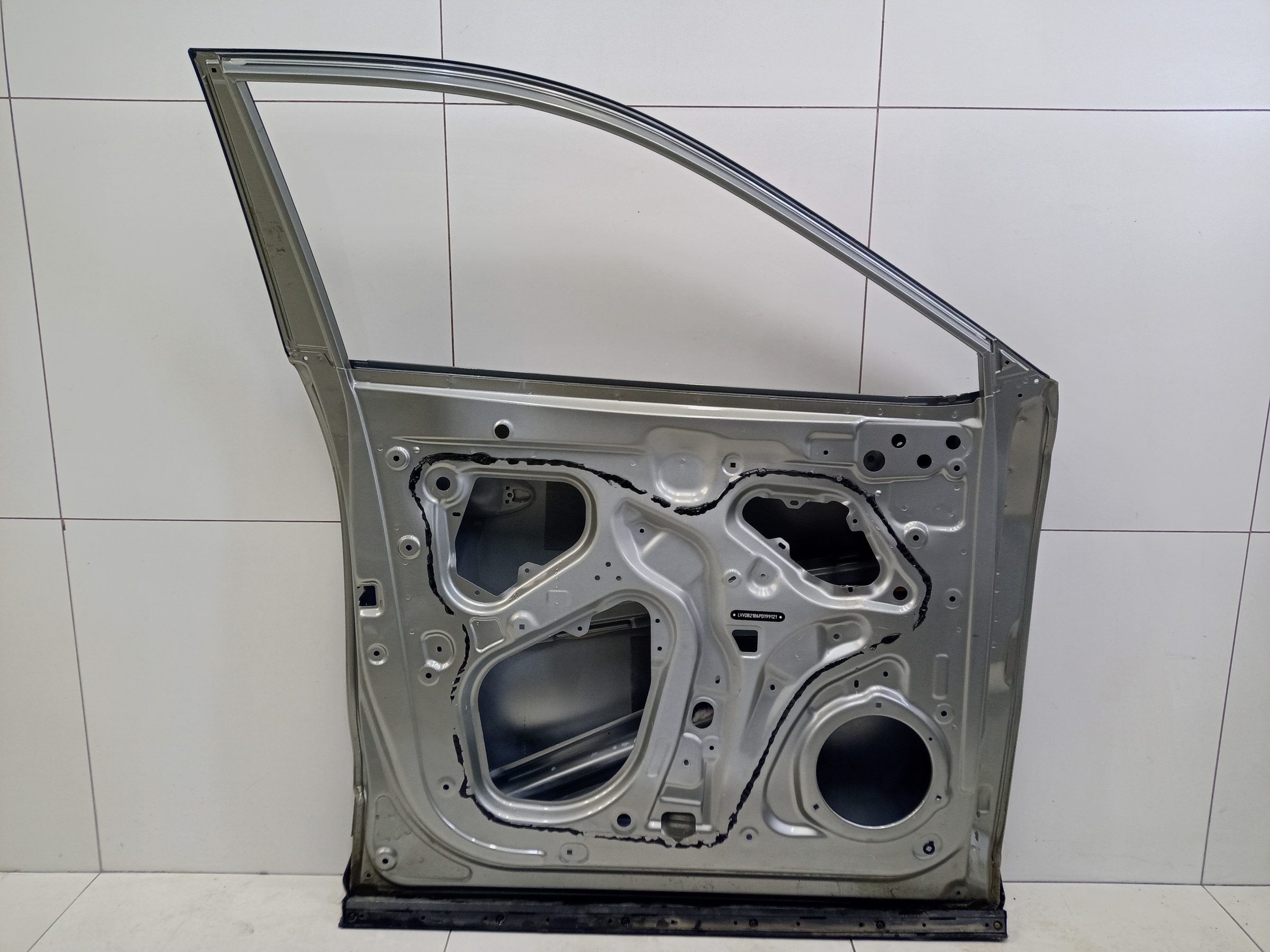 Дверь передняя левая Omoda C5