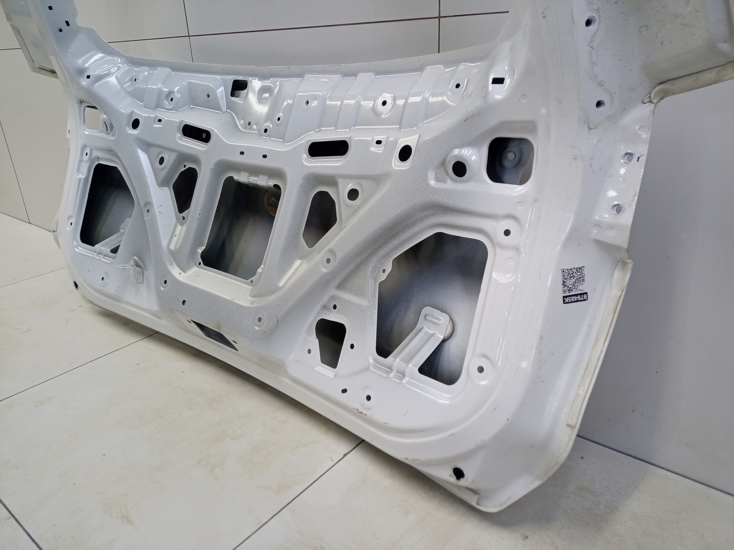 Крышка багажника Chery Tiggo 8 без датчика защемления