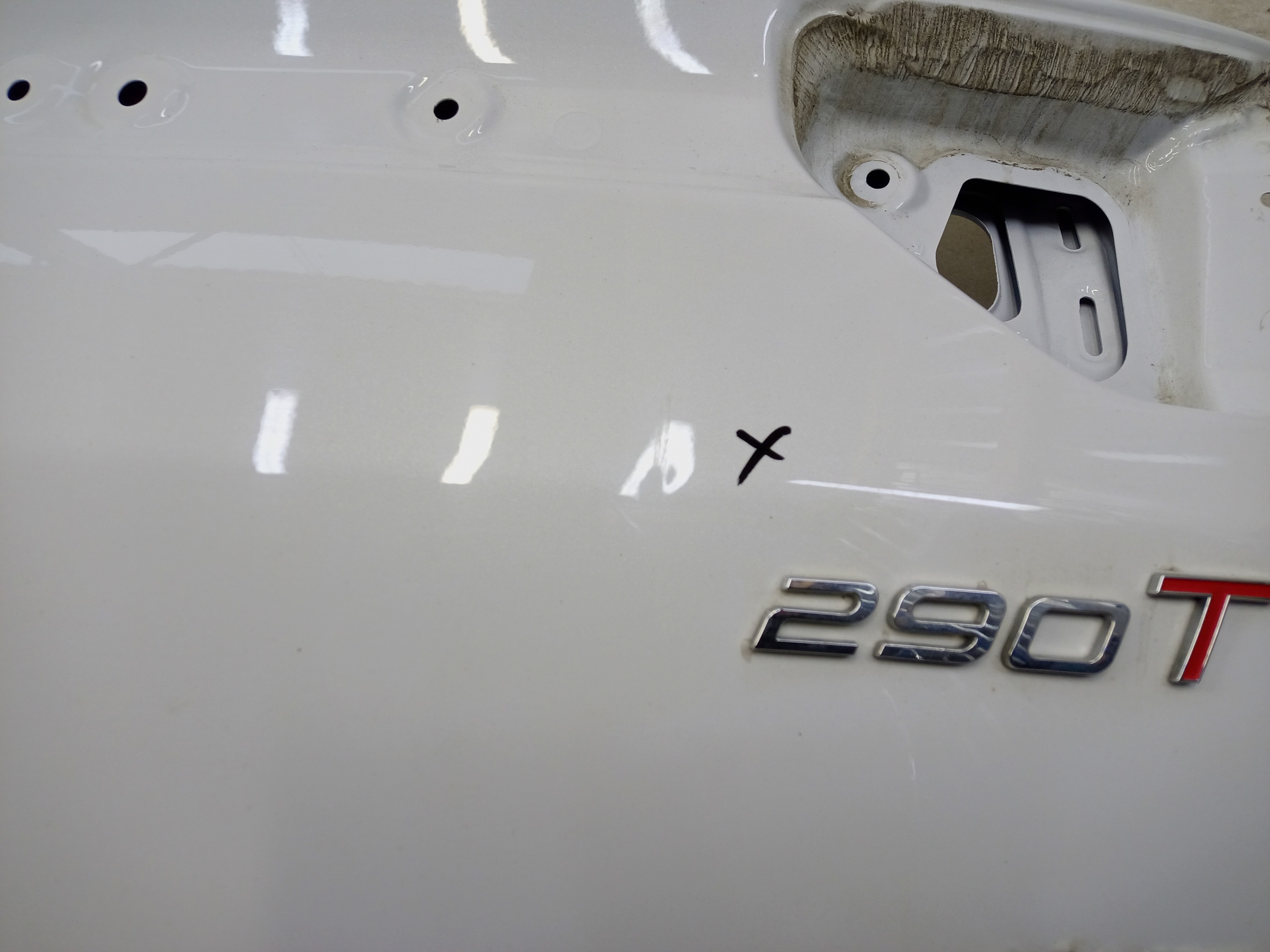 Крышка багажника Chery Tiggo 8 без датчика защемления