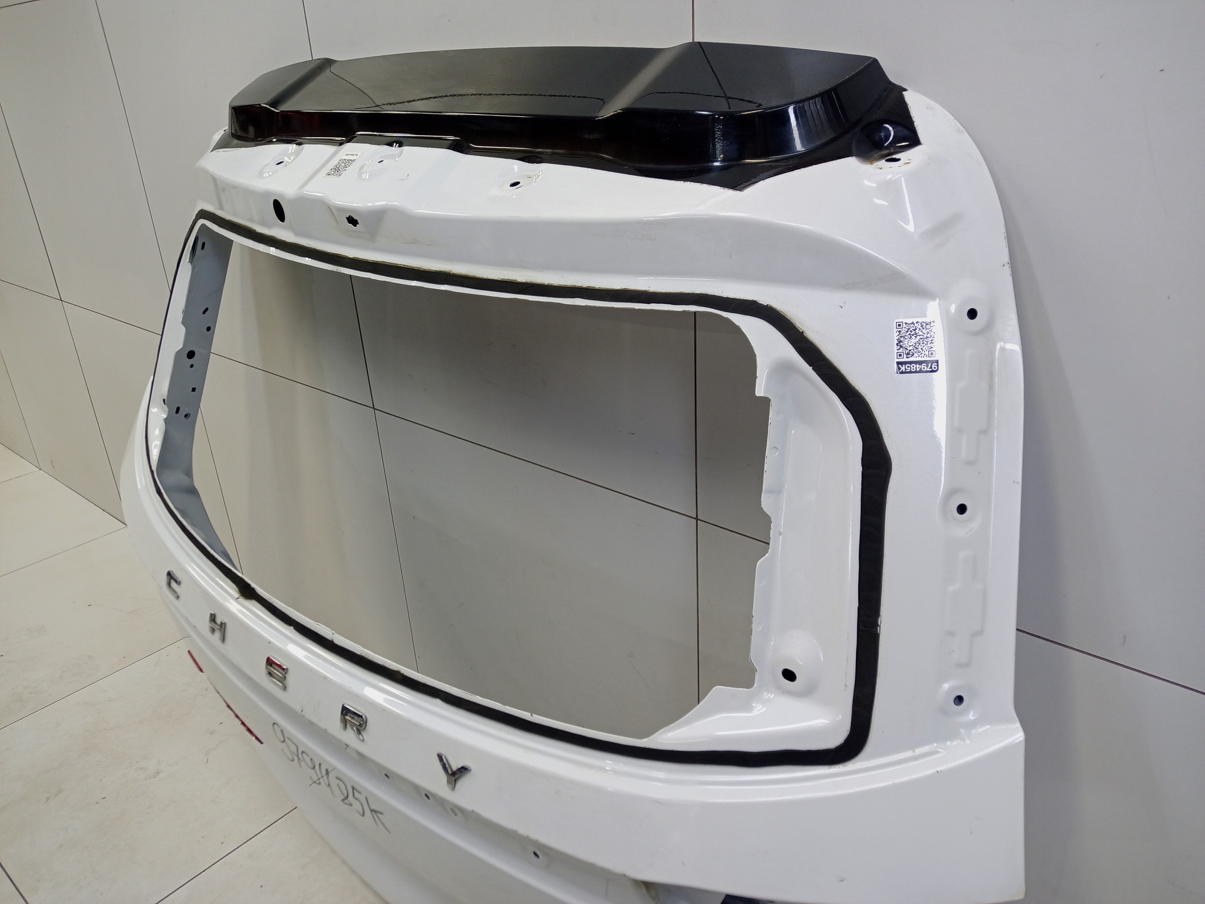 Крышка багажника Chery Tiggo 8 без датчика защемления