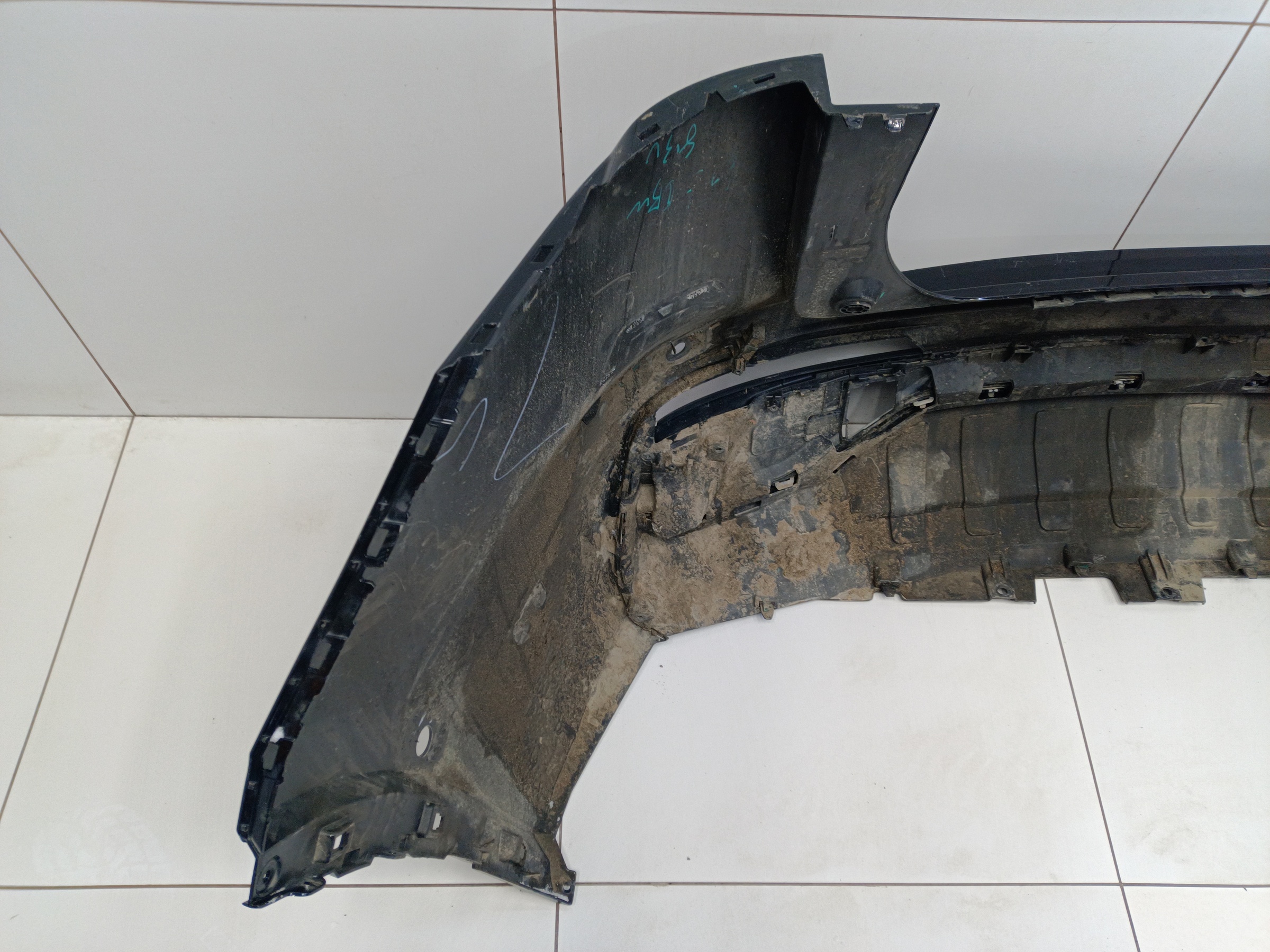 Бампер задний Geely Monjaro