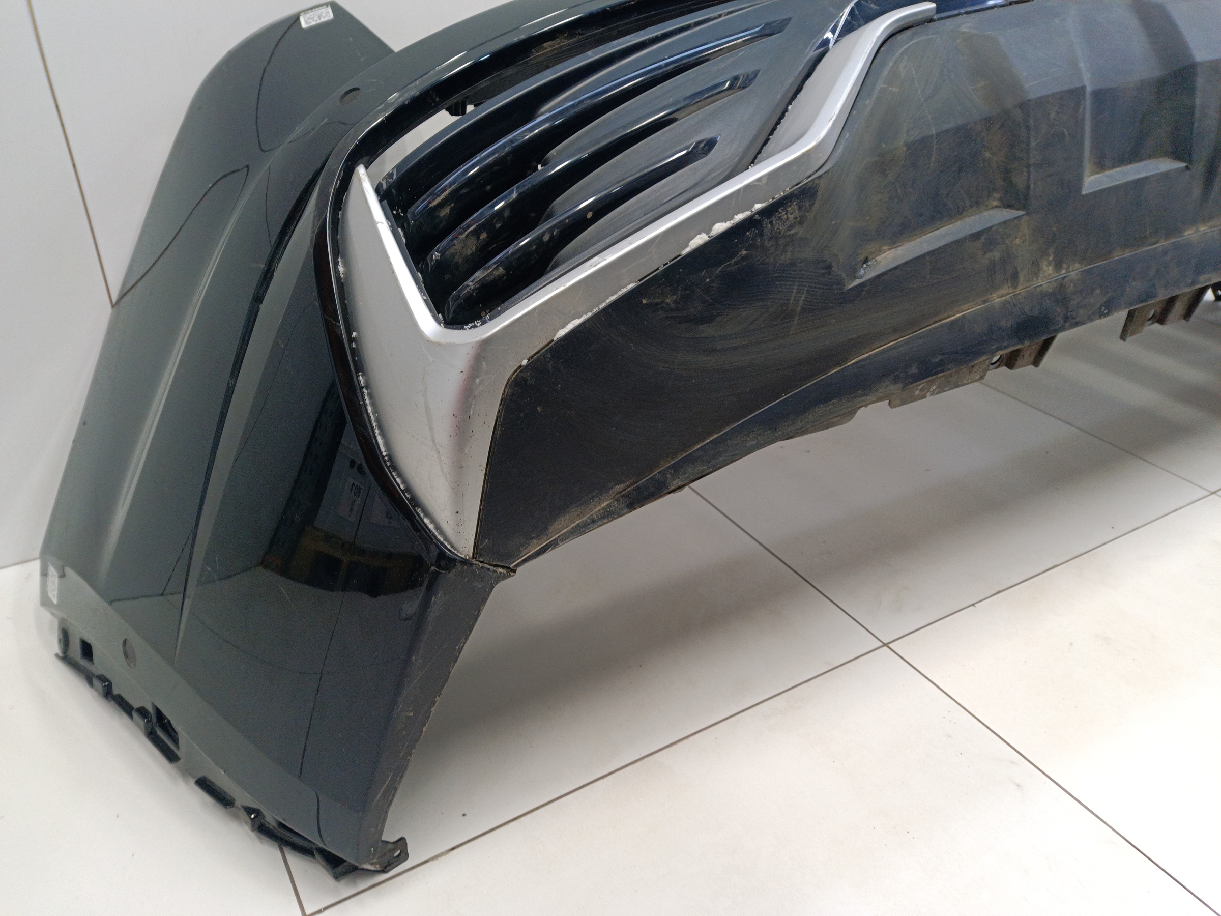 Бампер задний Geely Monjaro