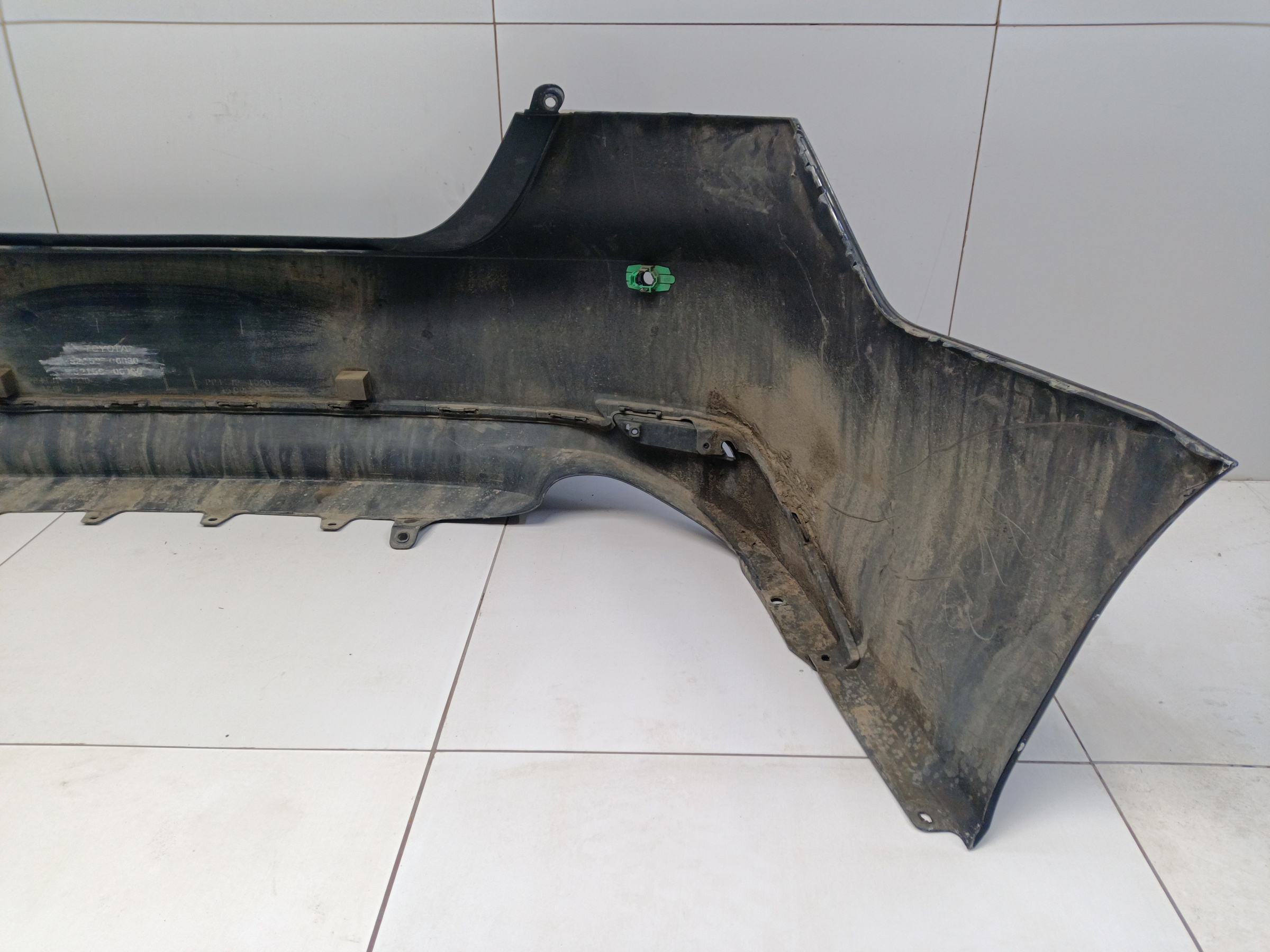 Бампер задний Toyota Camry V70