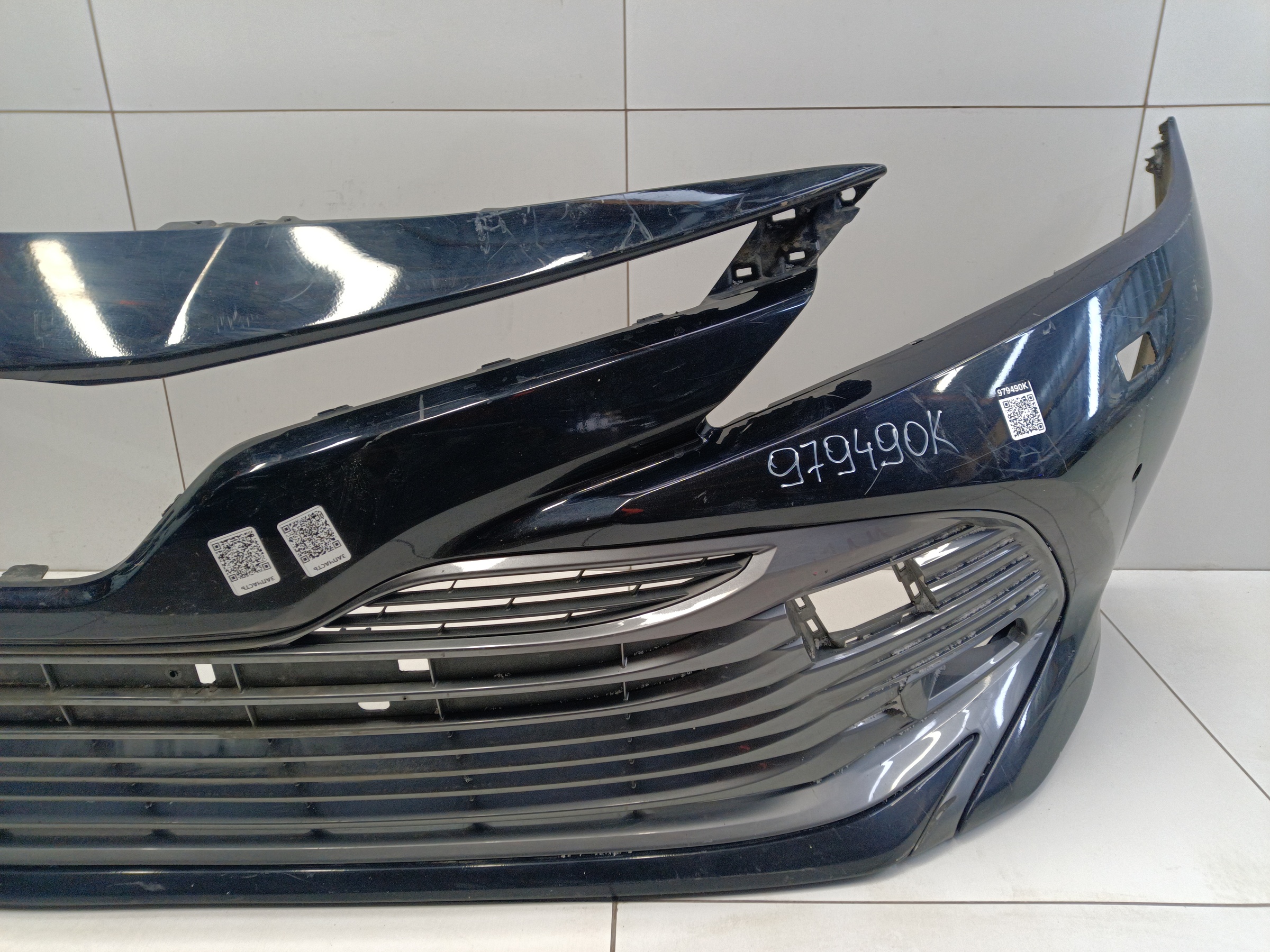 Бампер передний Toyota Camry V70