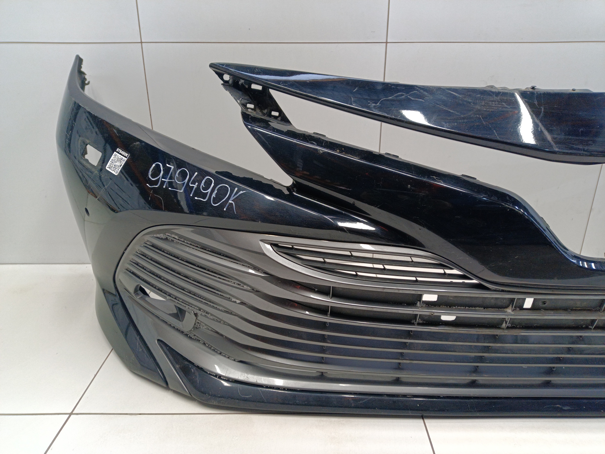 Бампер передний Toyota Camry V70