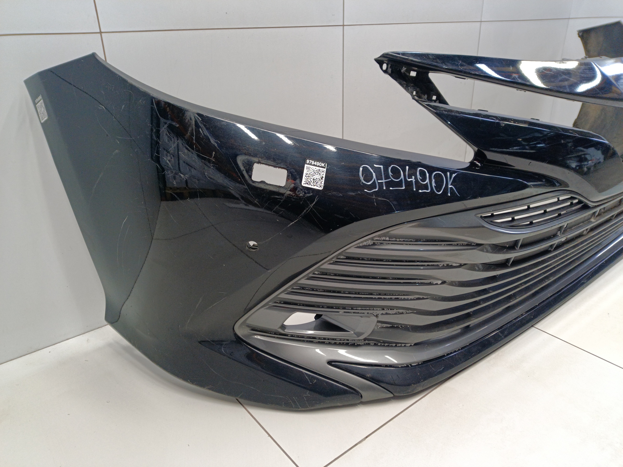 Бампер передний Toyota Camry V70