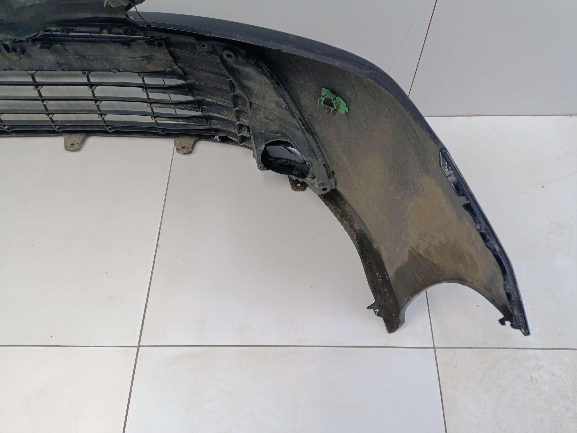 Бампер передний Toyota Camry V70