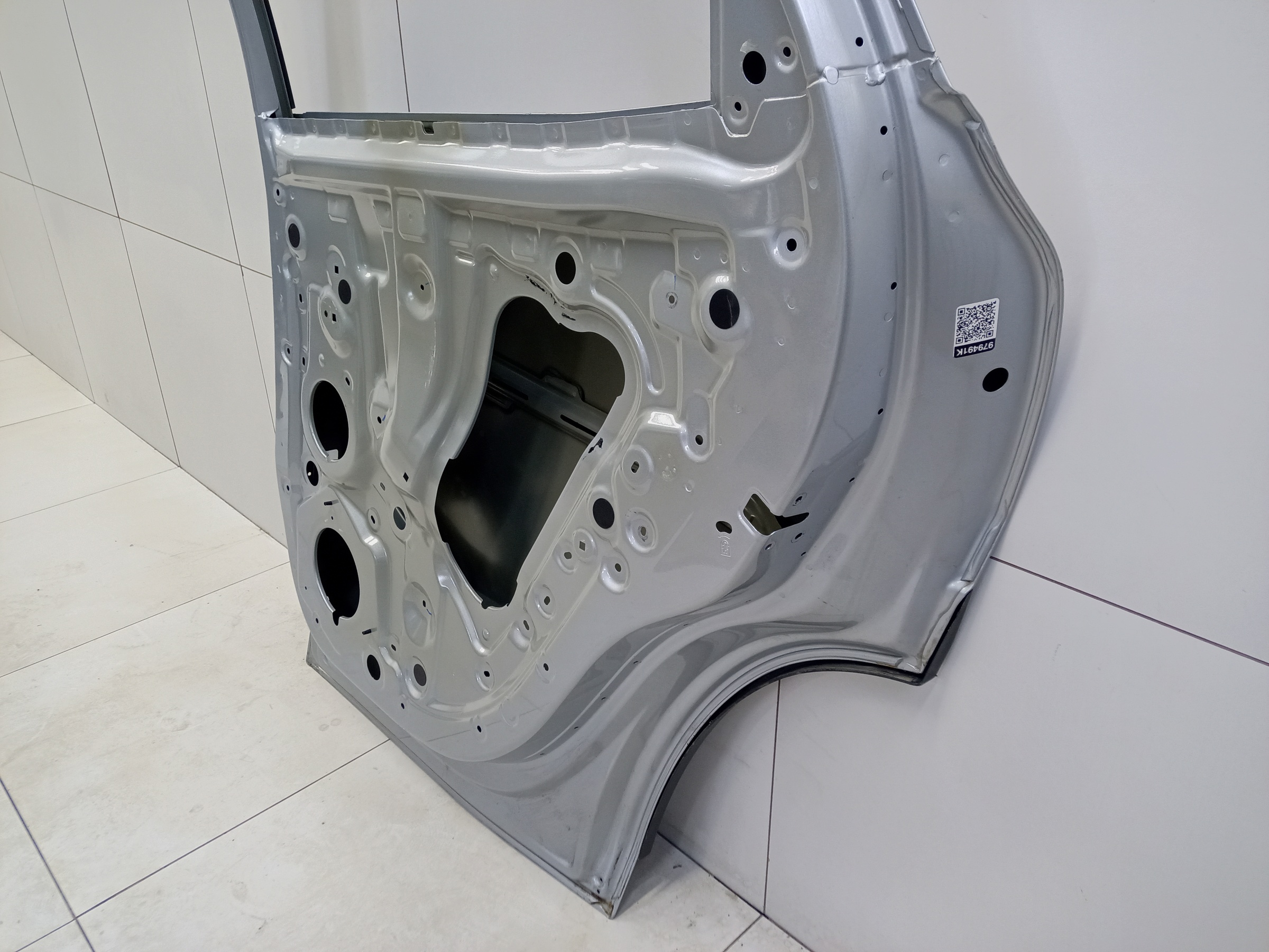 Дверь задняя правая Geely Atlas 2