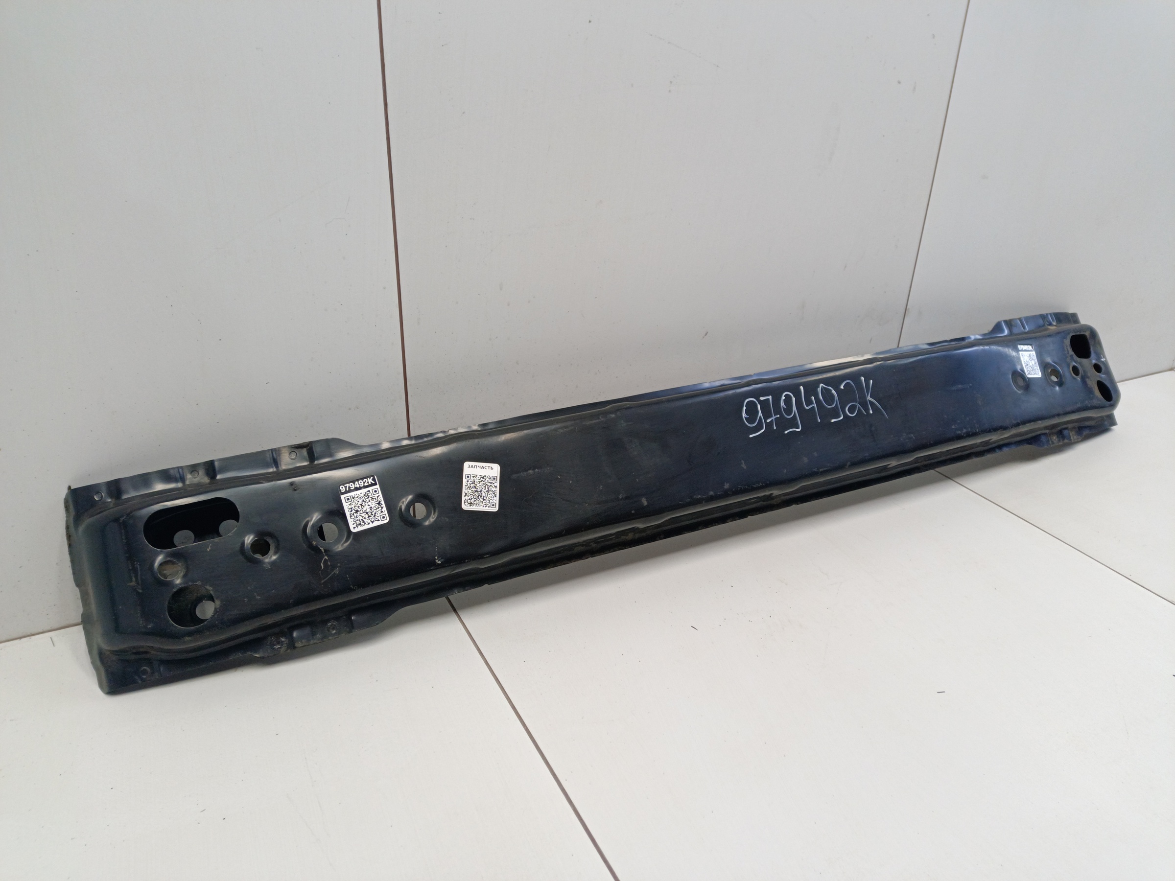 Усилитель заднего бампера Toyota Camry V70