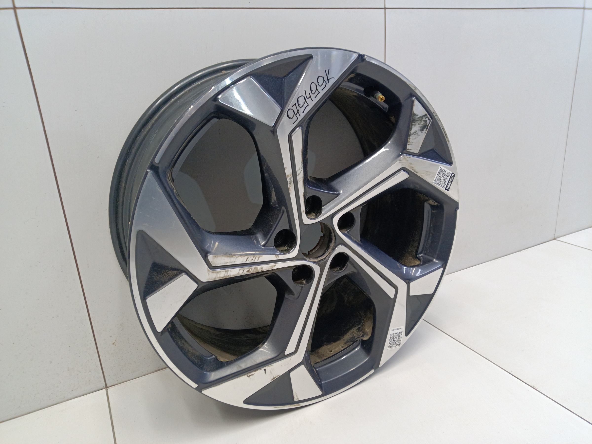 Диск колеса литой Geely Atlas 2 R19