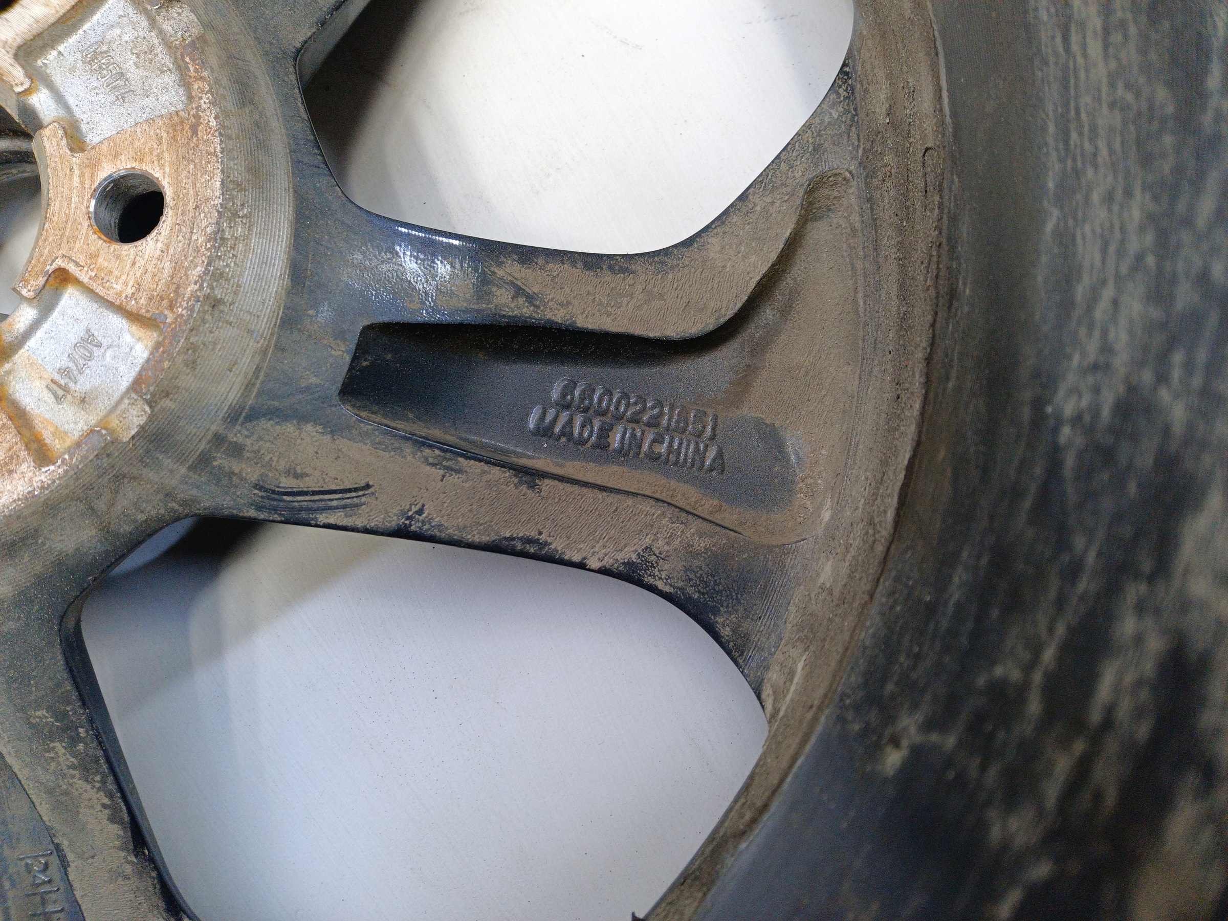 Диск колеса литой Geely Atlas 2 R19