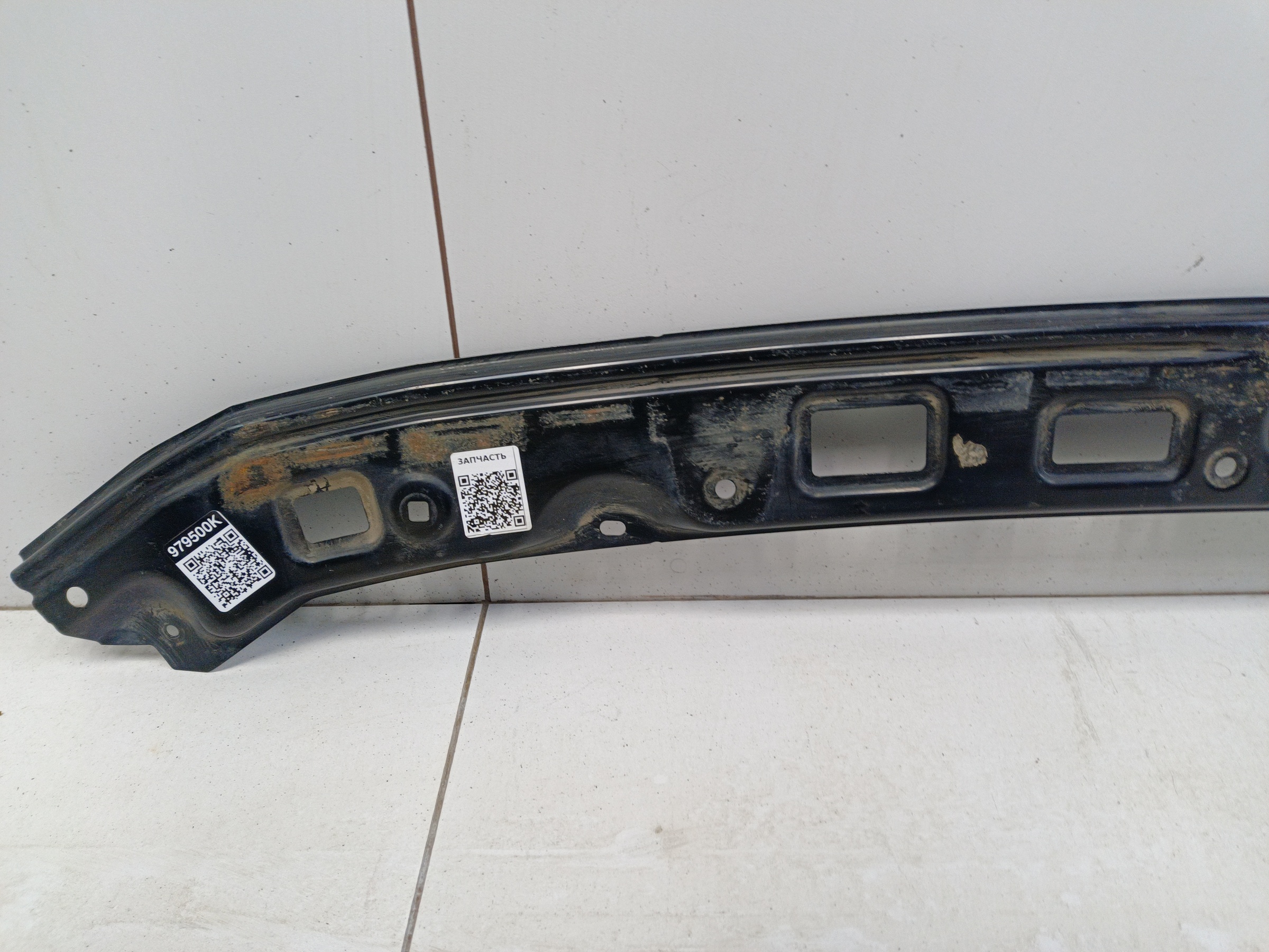 Усилитель переднего бампера верхний Toyota Land Cruiser 200 Restail 2